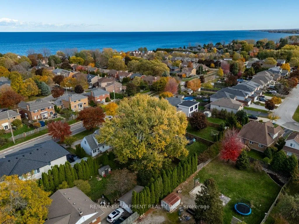 Photo 30 of 24 Lake Street, Grimsby, Grimsby Beach — HOMEH