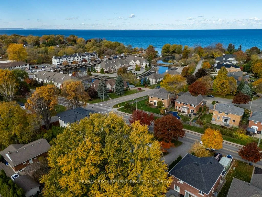 Photo 32 of 24 Lake Street, Grimsby, Grimsby Beach — HOMEH