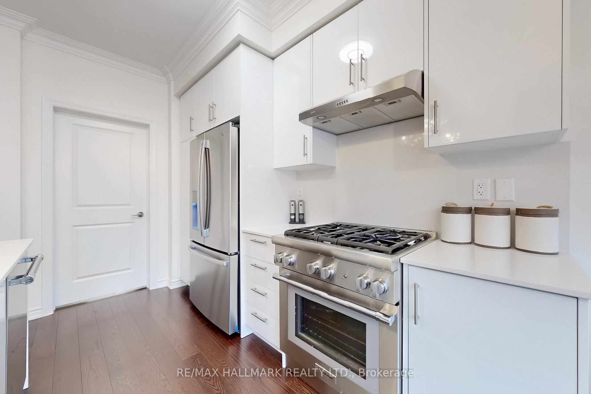 Photo 13 of 16 Huggins Drive, Whitby, Rural Whitby — HOMEH