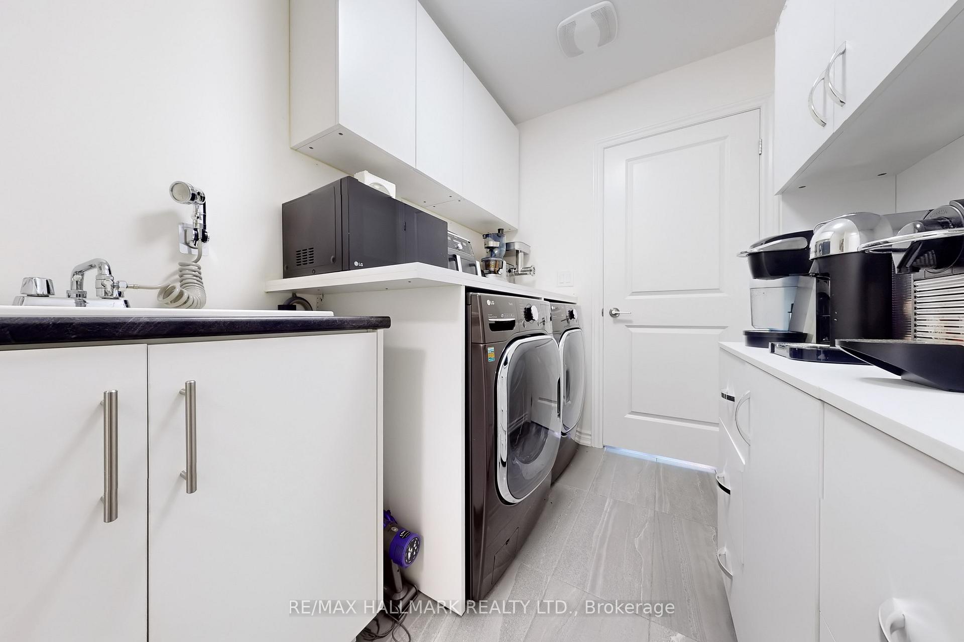 Photo 16 of 16 Huggins Drive, Whitby, Rural Whitby — HOMEH