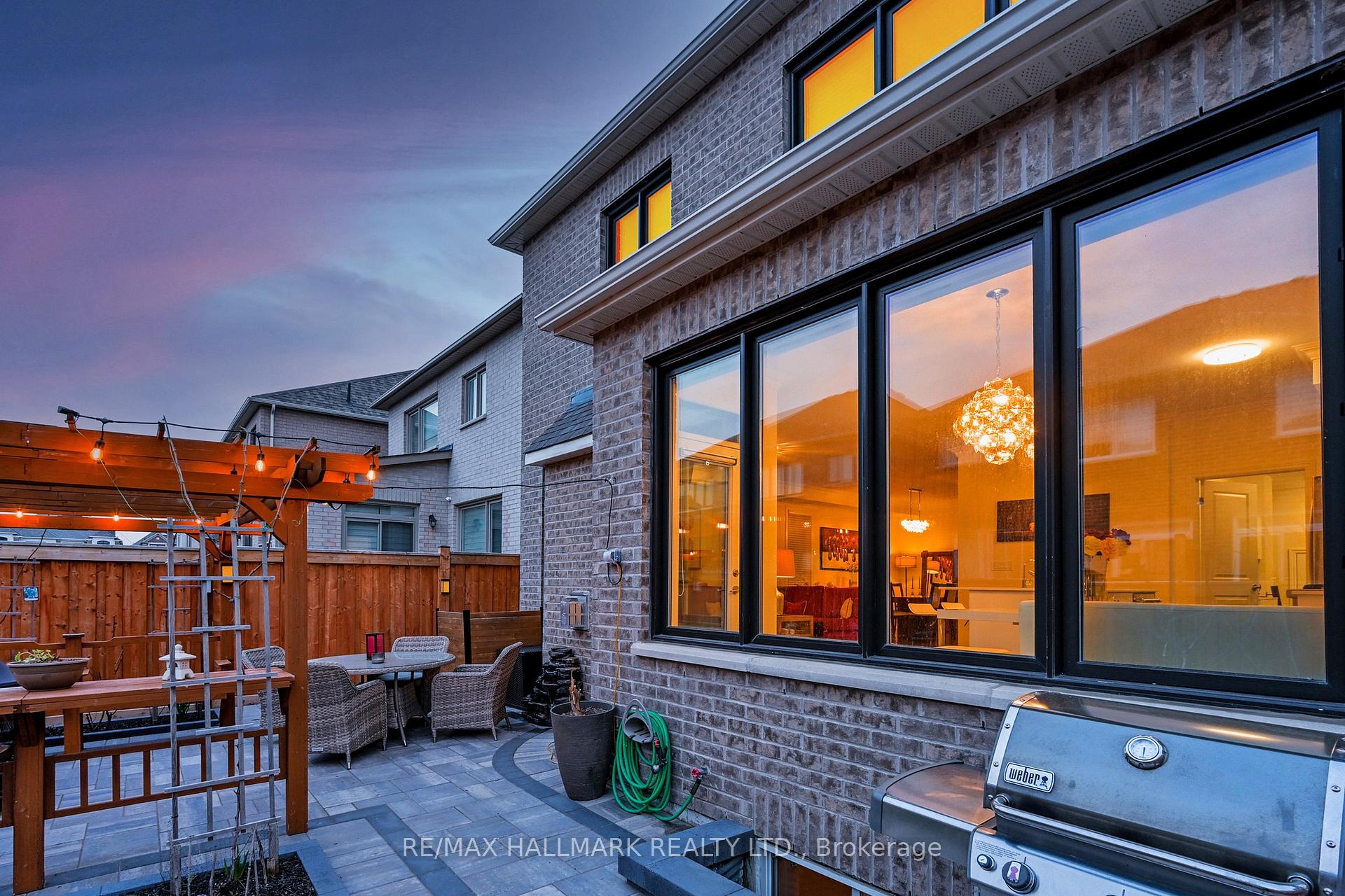 Photo 34 of 16 Huggins Drive, Whitby, Rural Whitby — HOMEH