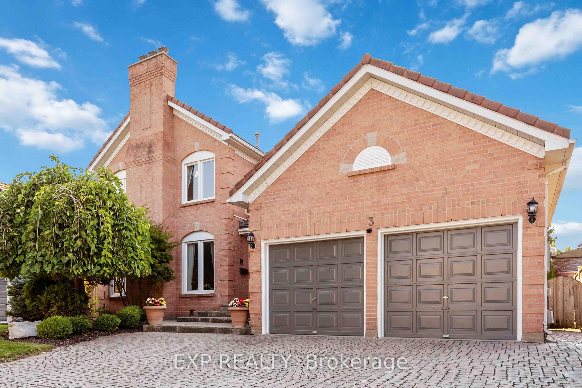 Photo 1 of 3 Hoodview Court, Markham, Buttonville — HOMEH