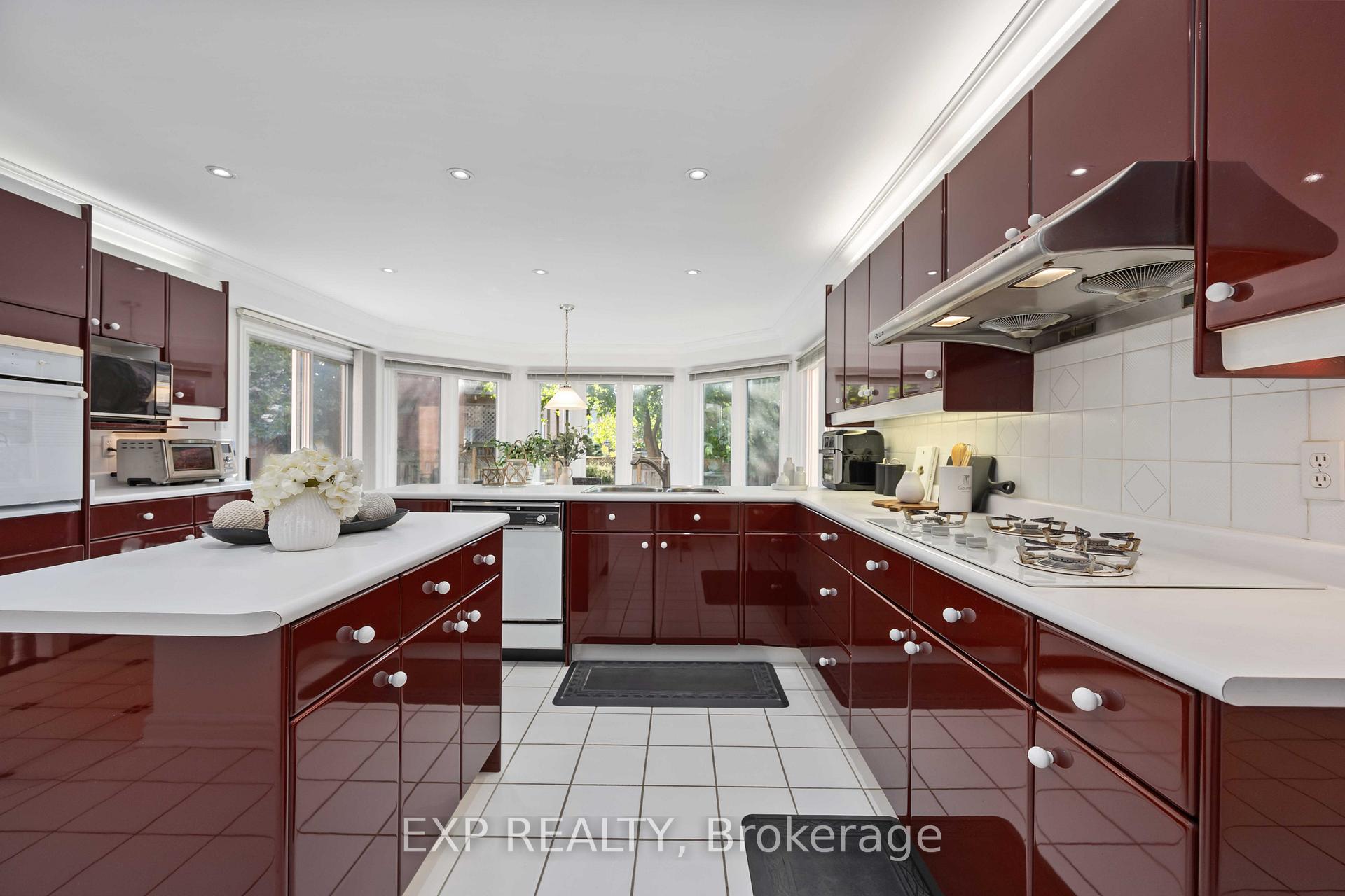 Photo 18 of 3 Hoodview Court, Markham, Buttonville — HOMEH