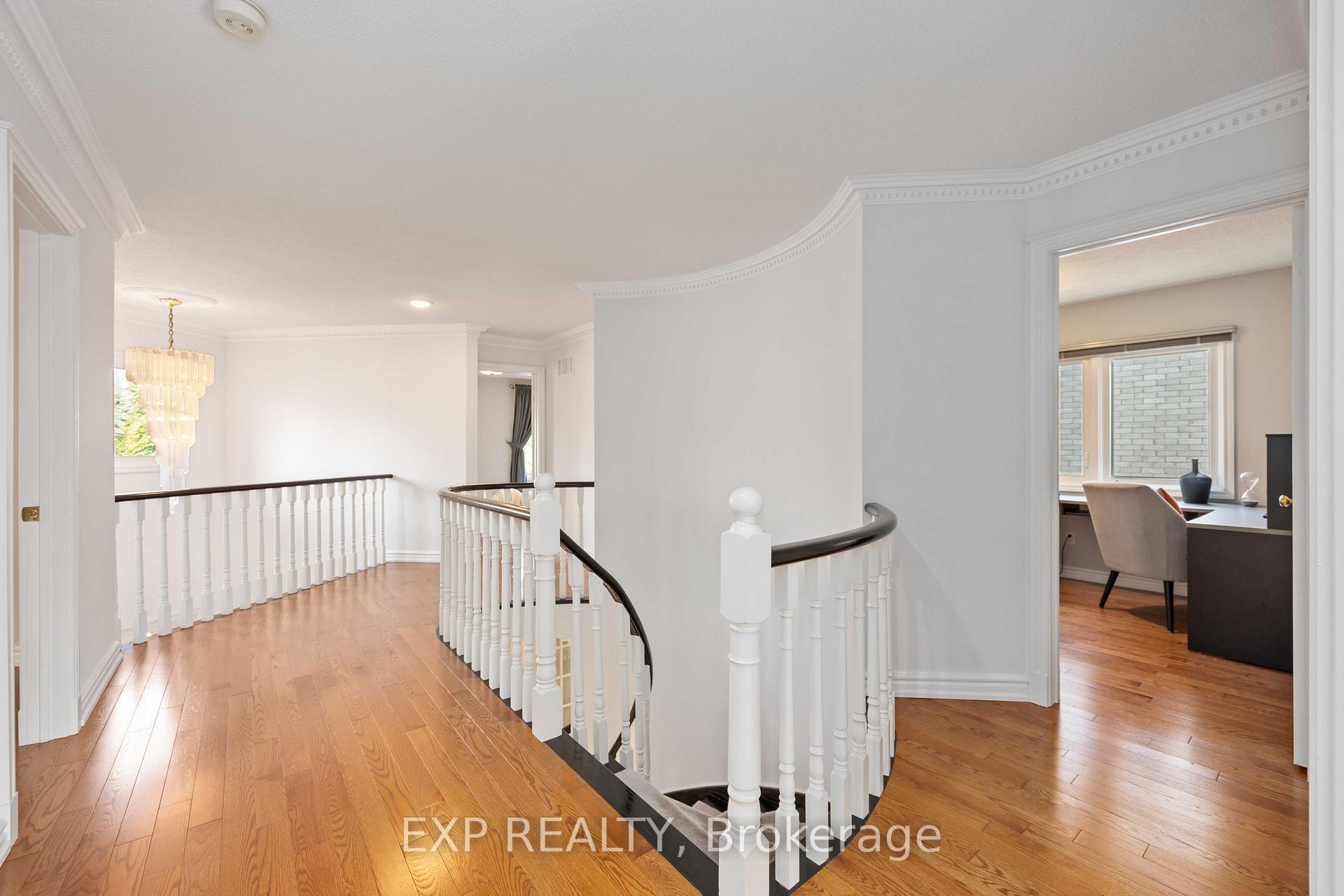 Photo 20 of 3 Hoodview Court, Markham, Buttonville — HOMEH