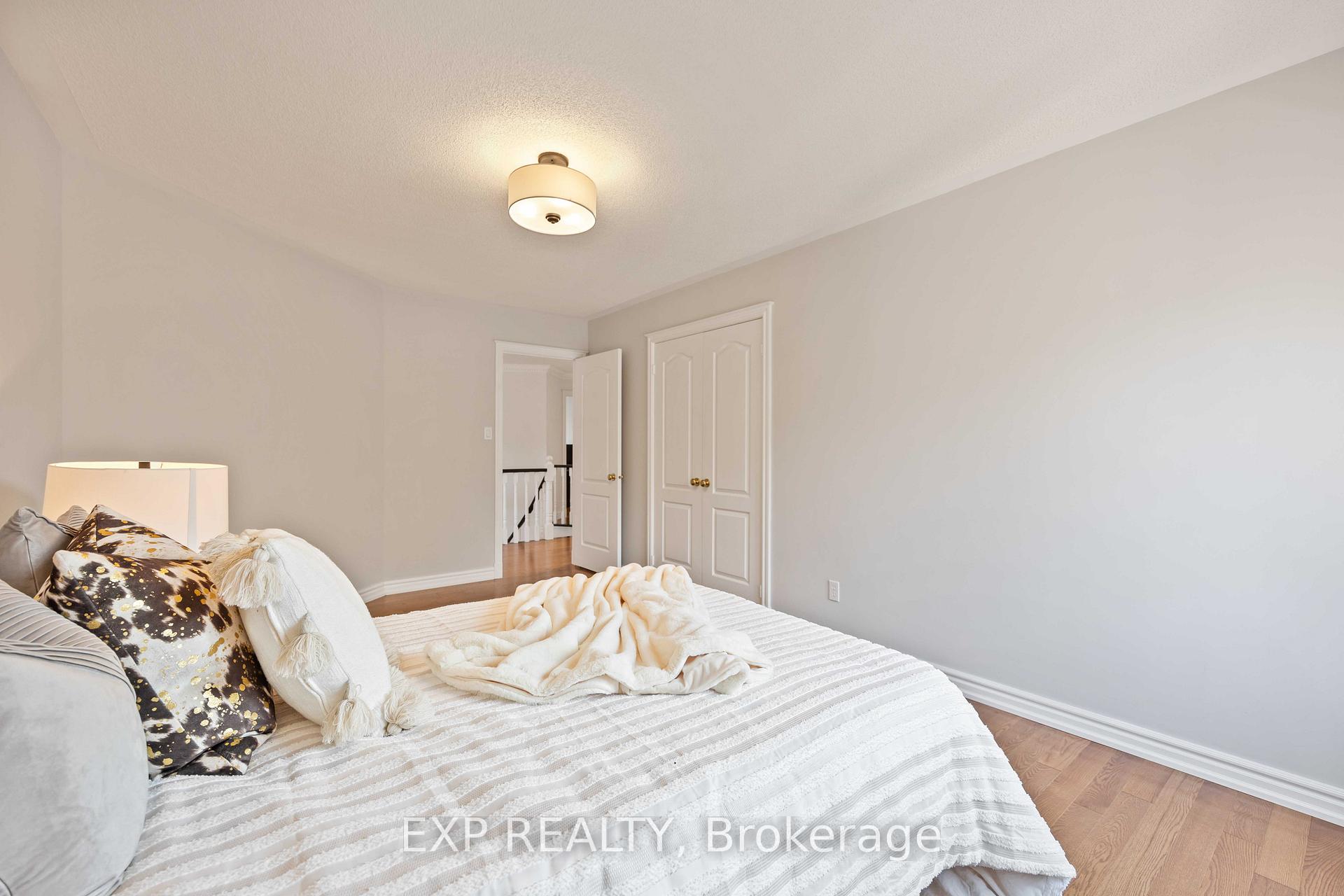 Photo 24 of 3 Hoodview Court, Markham, Buttonville — HOMEH