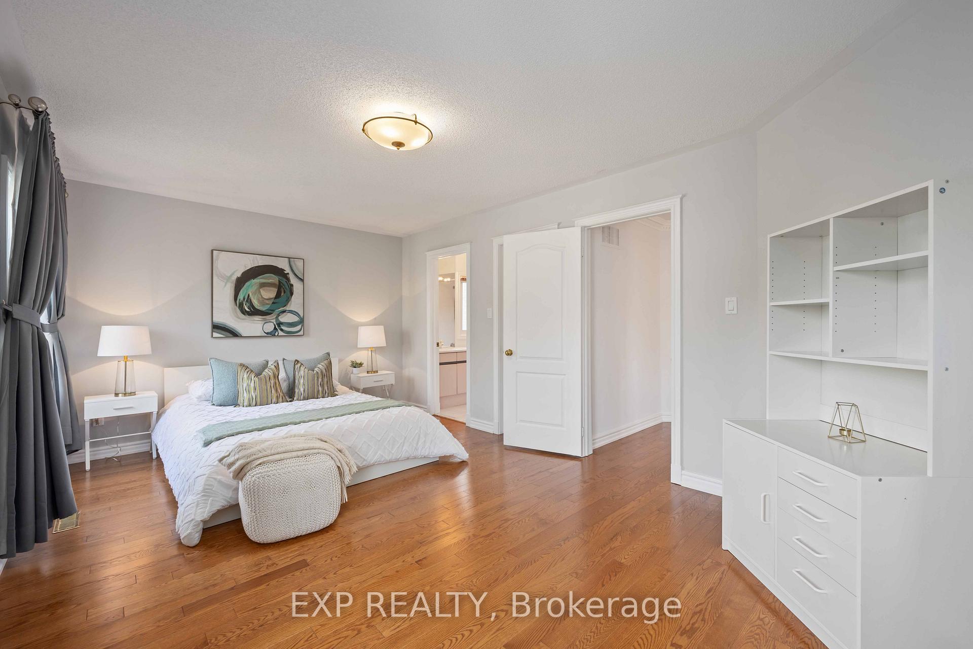 Photo 35 of 3 Hoodview Court, Markham, Buttonville — HOMEH