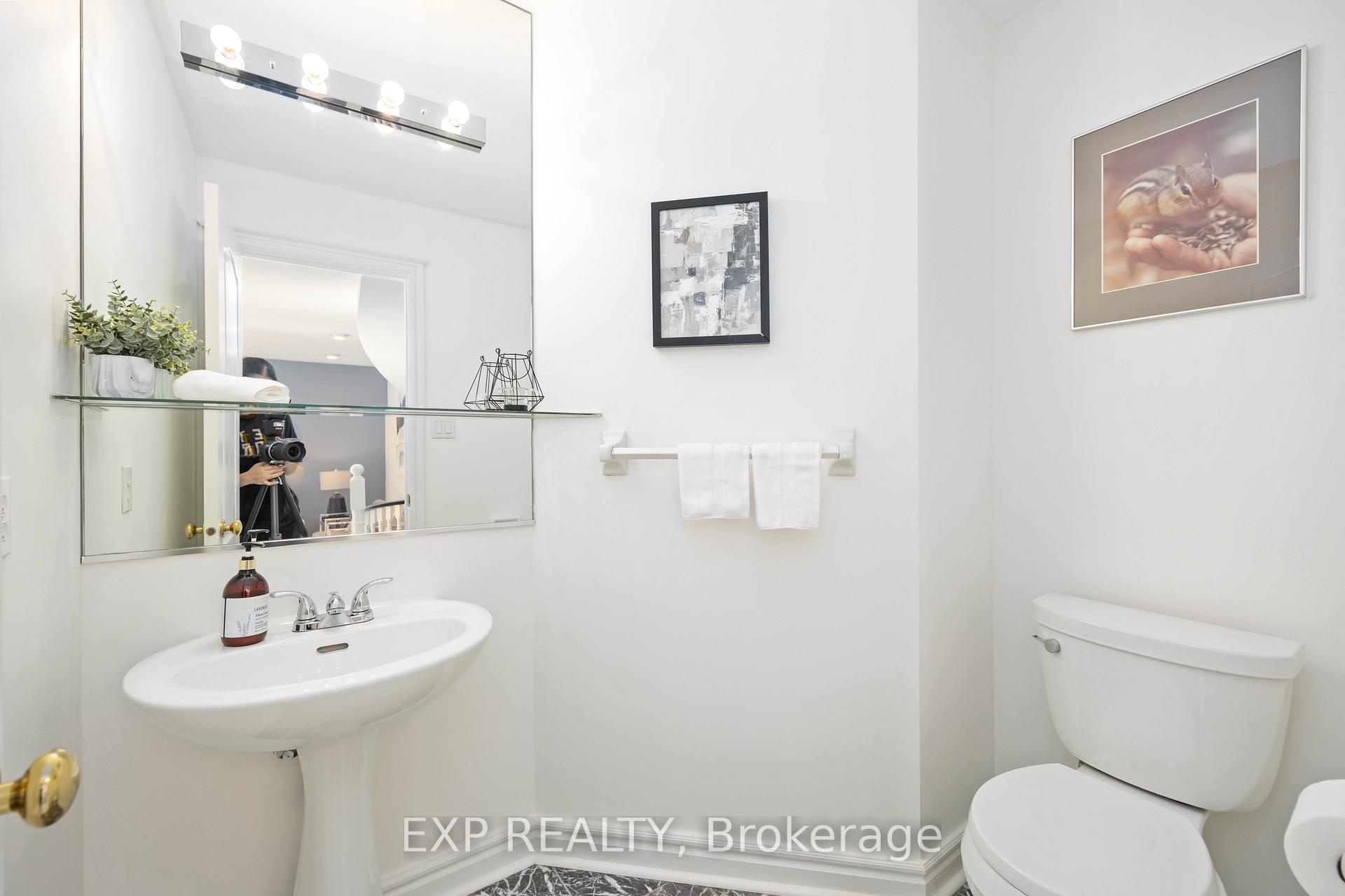 Photo 25 of 3 Hoodview Court, Markham, Buttonville — HOMEH