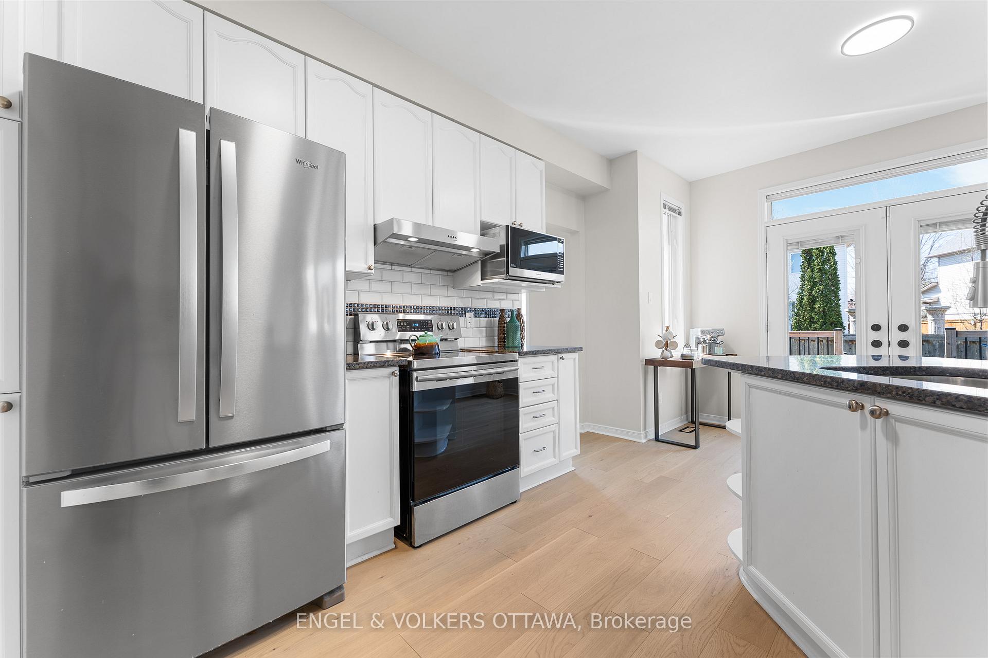 Photo 11 of 209 Allgrove Way, Ottawa, Stittsville (South) — HOMEH
