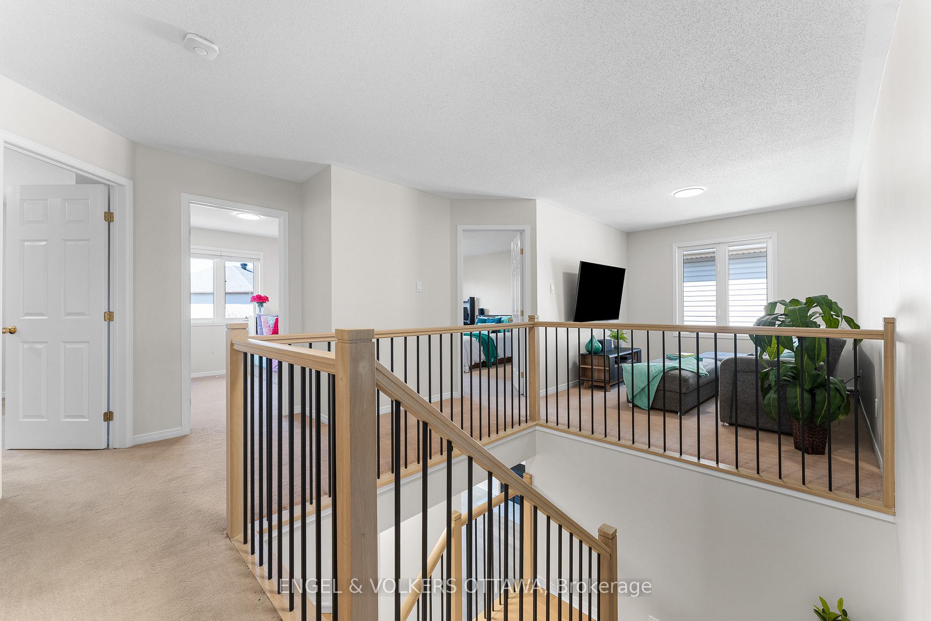 Photo 18 of 209 Allgrove Way, Ottawa, Stittsville (South) — HOMEH
