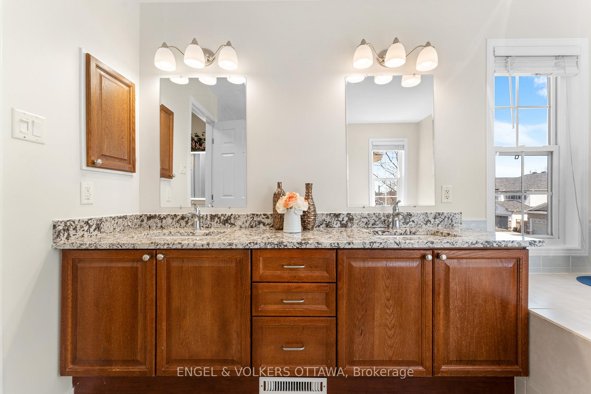 Photo 45 of 209 Allgrove Way, Ottawa, Stittsville (South) — HOMEH