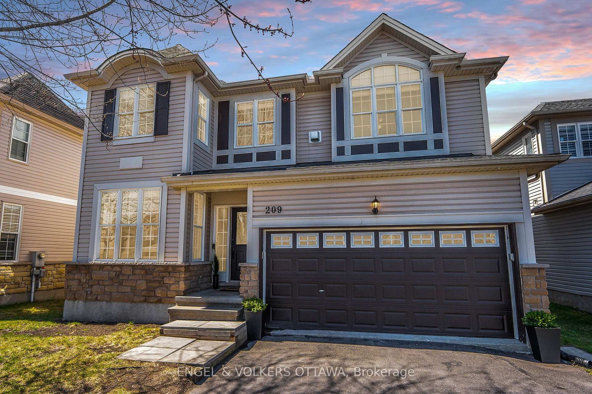 Photo 42 of 209 Allgrove Way, Ottawa, Stittsville (South) — HOMEH