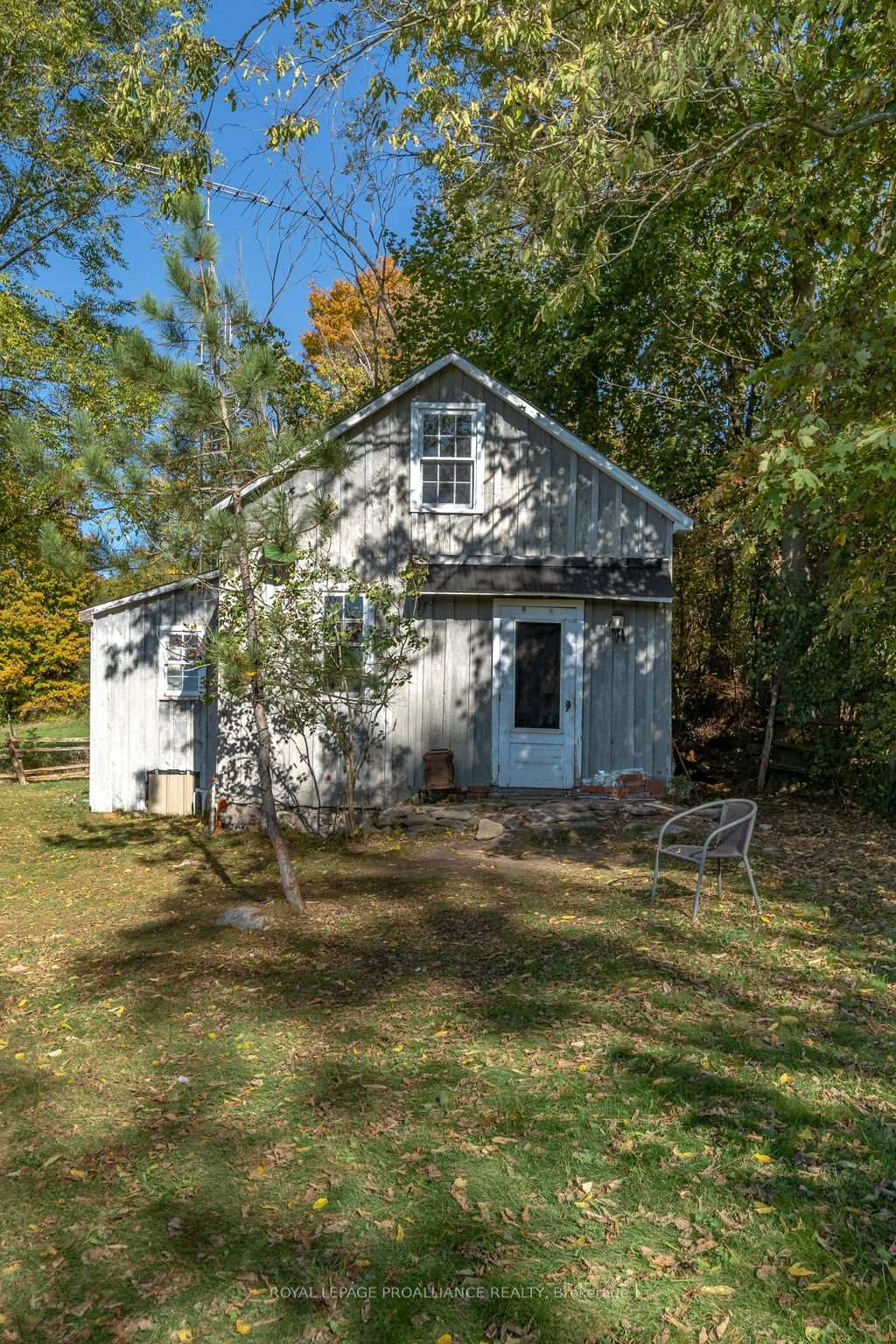 Photo 30 of 162 Leslie Road, Belleville, Thurlow Ward — HOMEH