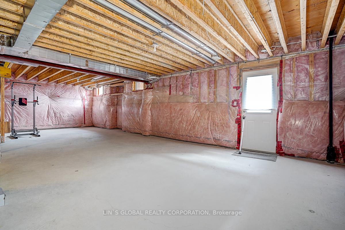Photo 37 of 86 Crane Street, Aurora, Rural Aurora — HOMEH