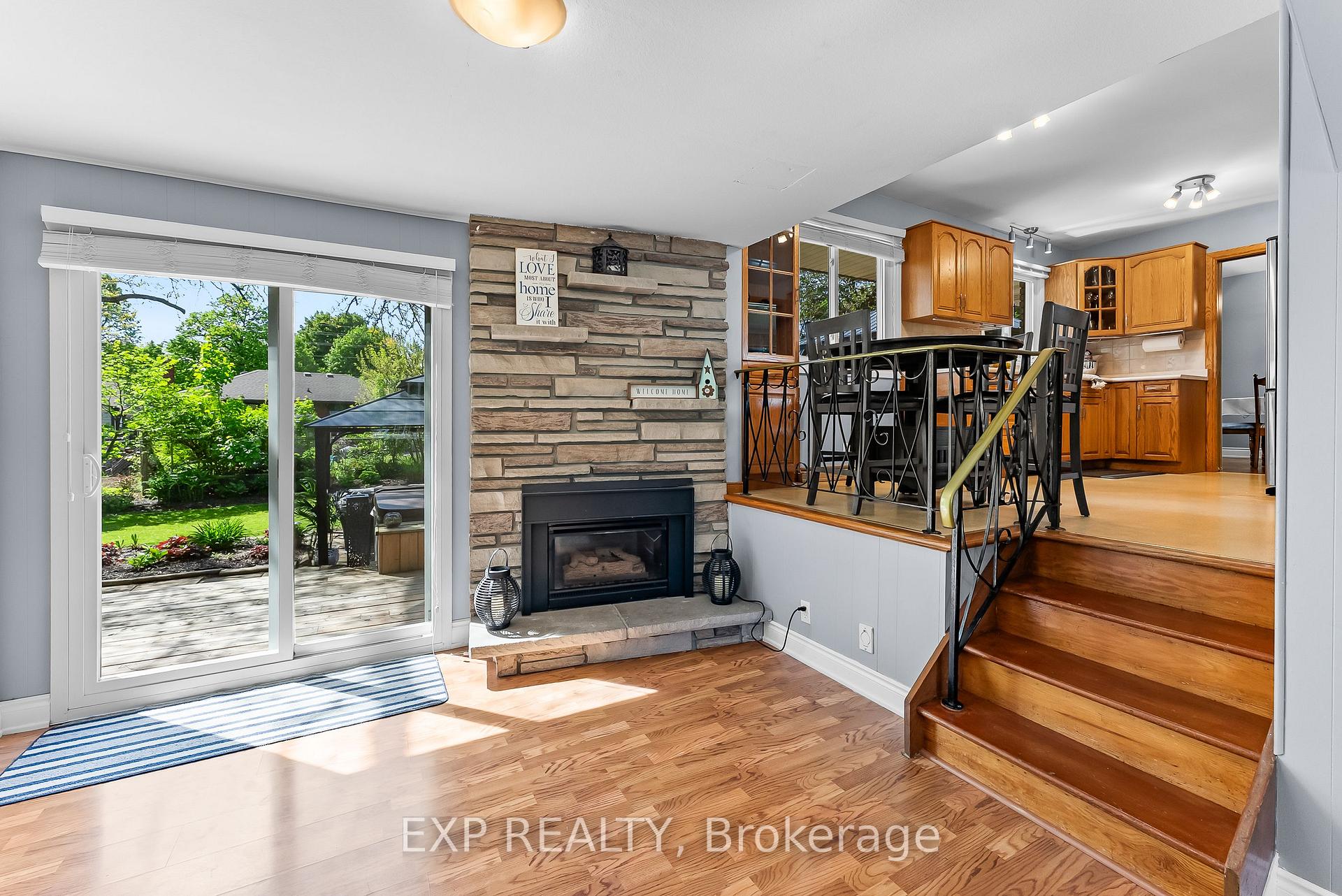Photo 16 of 7 Saturn Court, St. Catharines, Bunting/Linwell — HOMEH