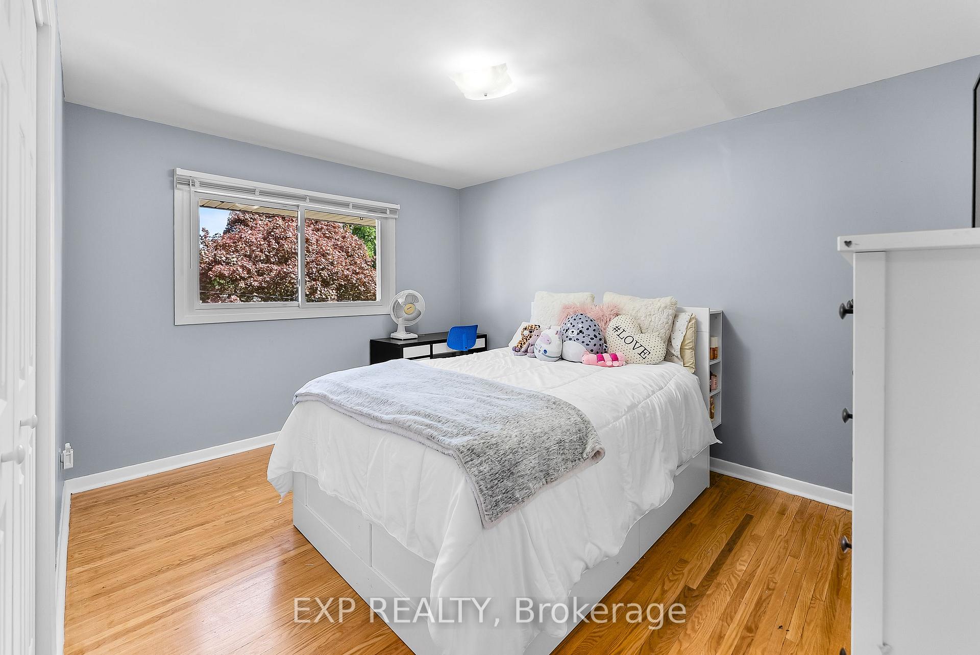 Photo 25 of 7 Saturn Court, St. Catharines, Bunting/Linwell — HOMEH