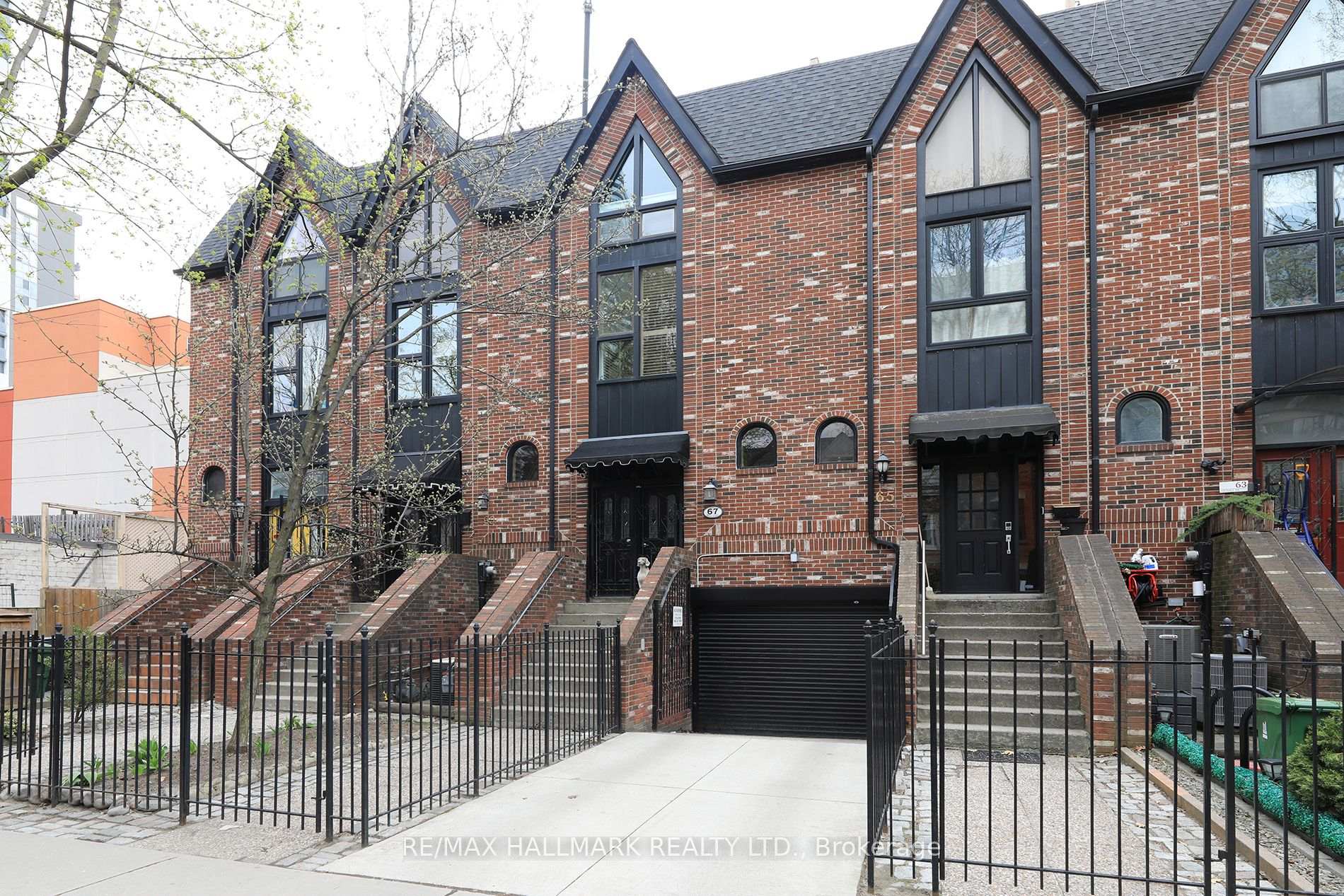 Photo 33 of 69 McGill Street, Toronto, Church-Yonge Corridor — HOMEH