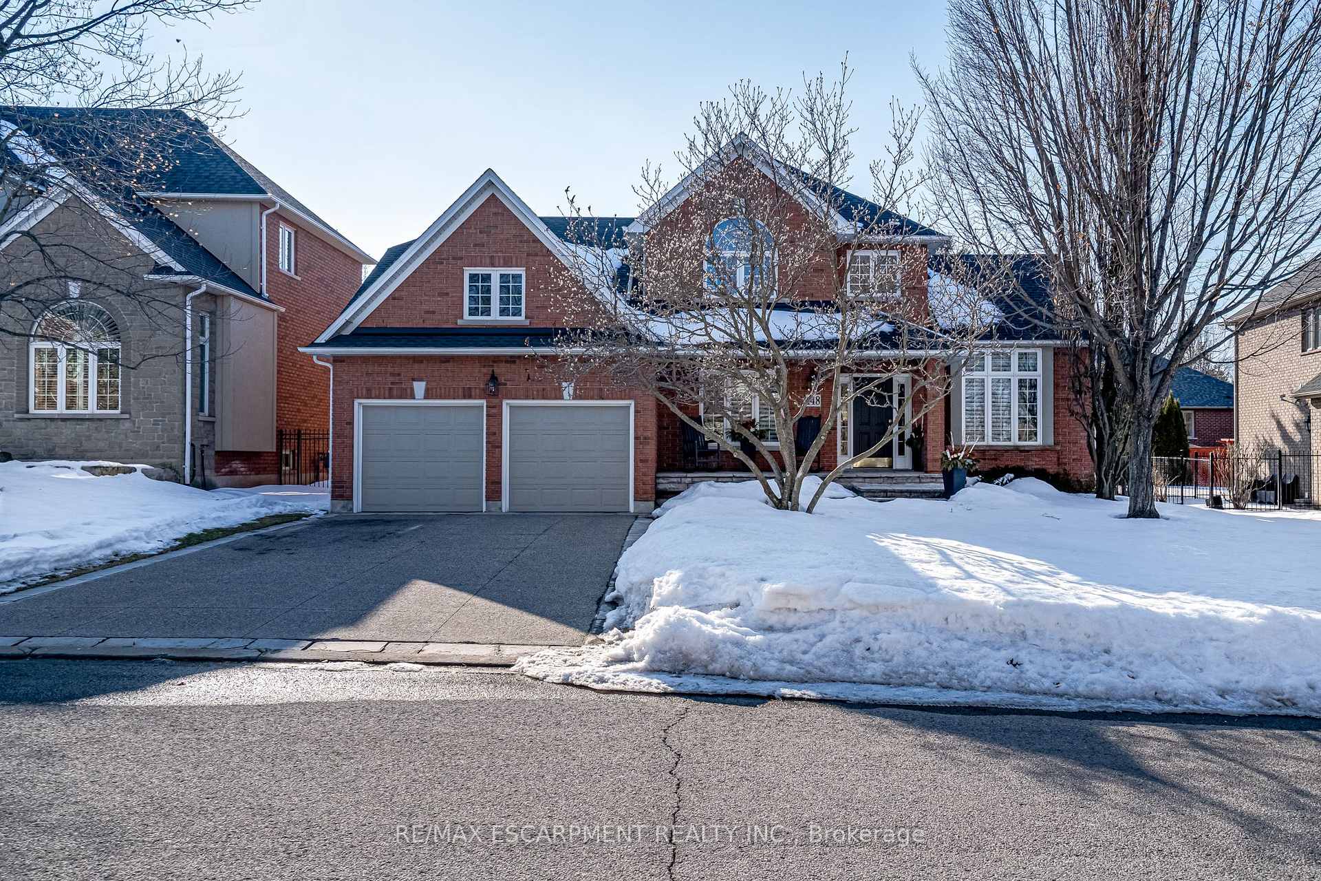 Front of 148 Foxridge Drive