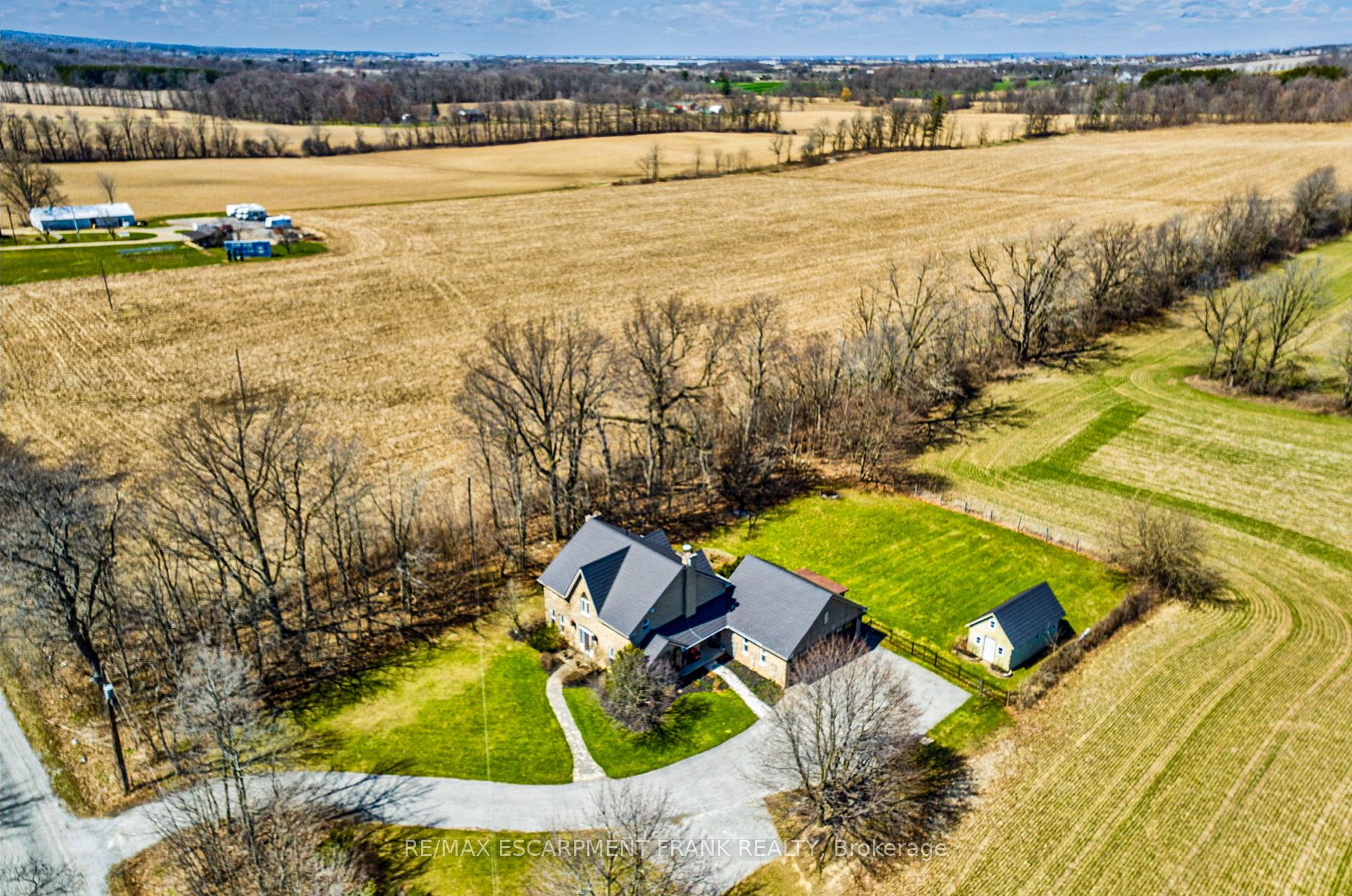Photo 1 of 3260 Guyatt Road, Hamilton, Binbrook — HOMEH