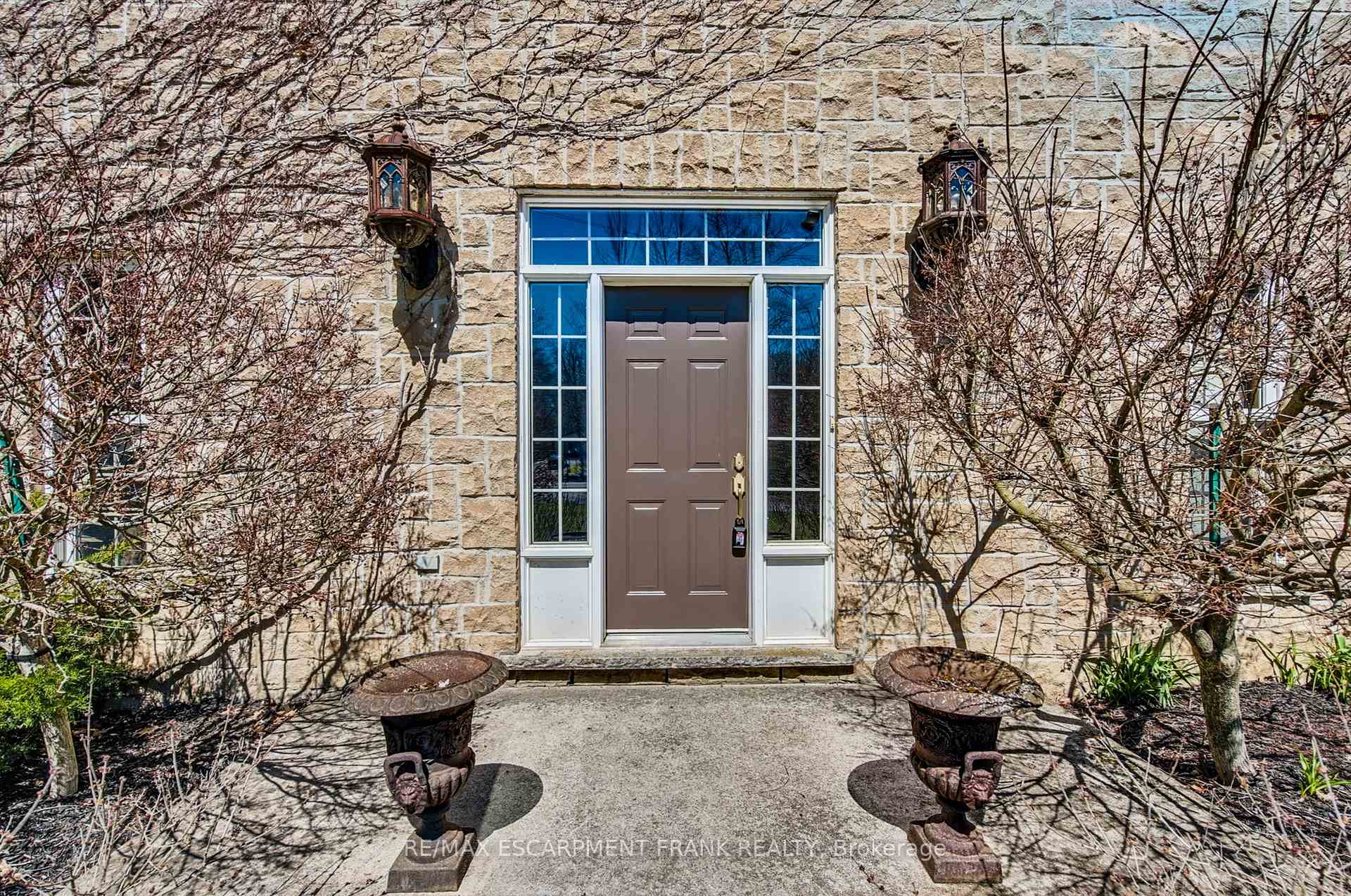 Photo 3 of 3260 Guyatt Road, Hamilton, Binbrook — HOMEH