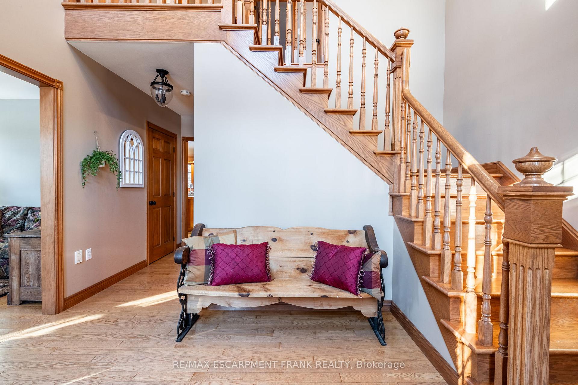 Photo 11 of 3260 Guyatt Road, Hamilton, Binbrook — HOMEH