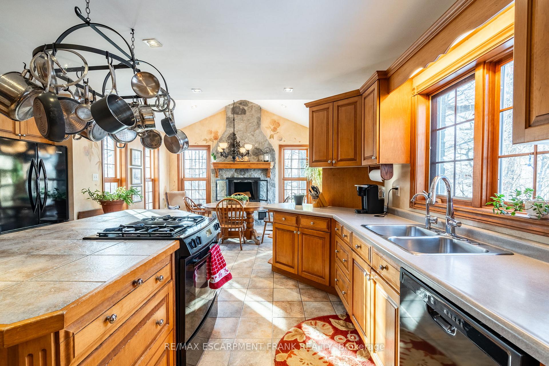 Photo 15 of 3260 Guyatt Road, Hamilton, Binbrook — HOMEH