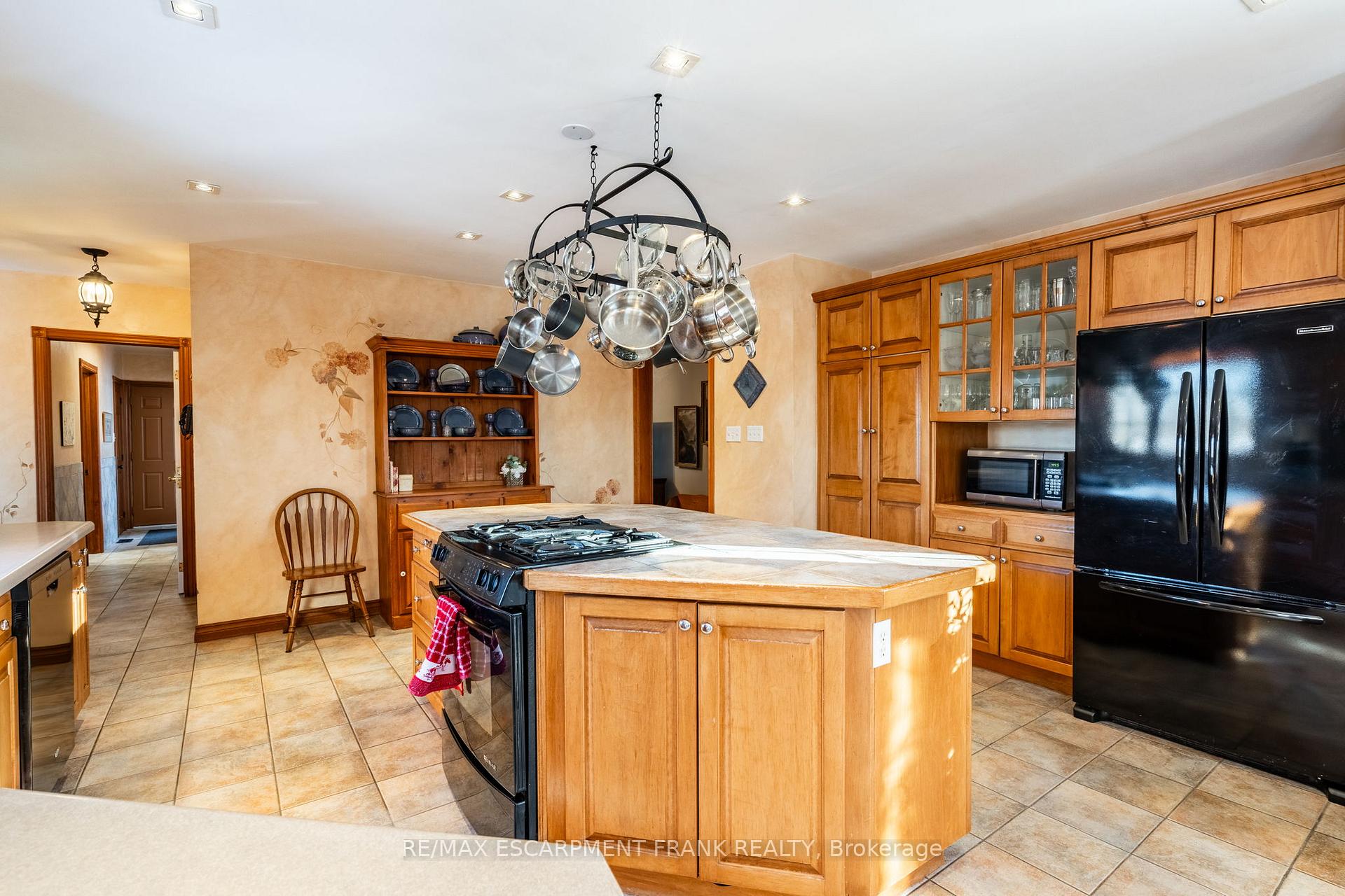 Photo 24 of 3260 Guyatt Road, Hamilton, Binbrook — HOMEH