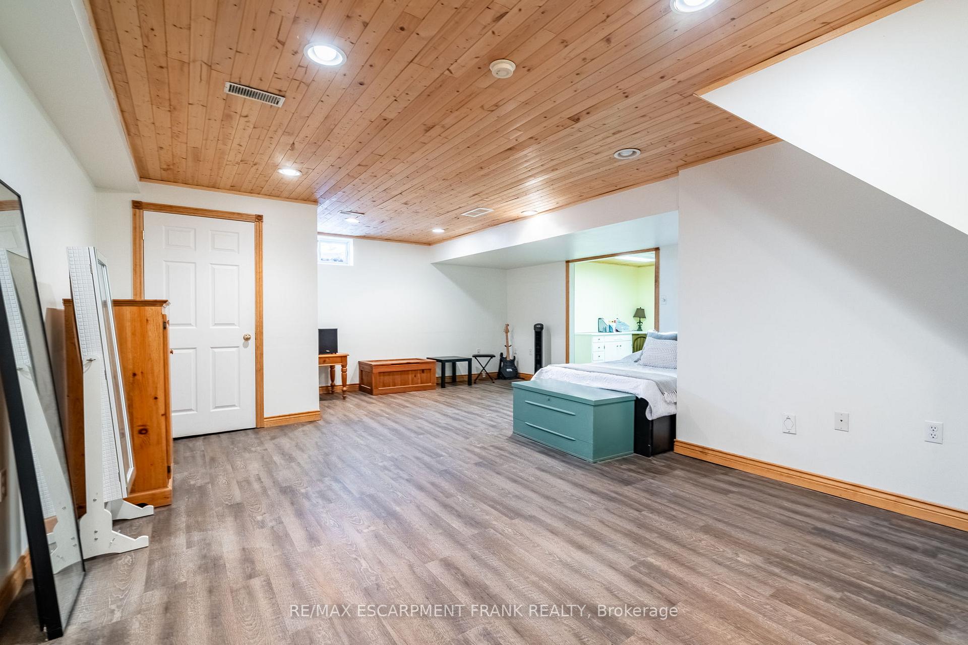 Photo 34 of 3260 Guyatt Road, Hamilton, Binbrook — HOMEH