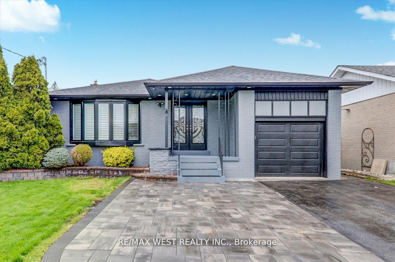 Front of 2b Horizon Crescent