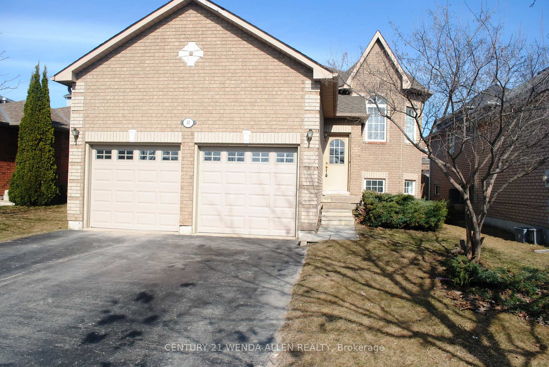Front of 31 Seline Crescent