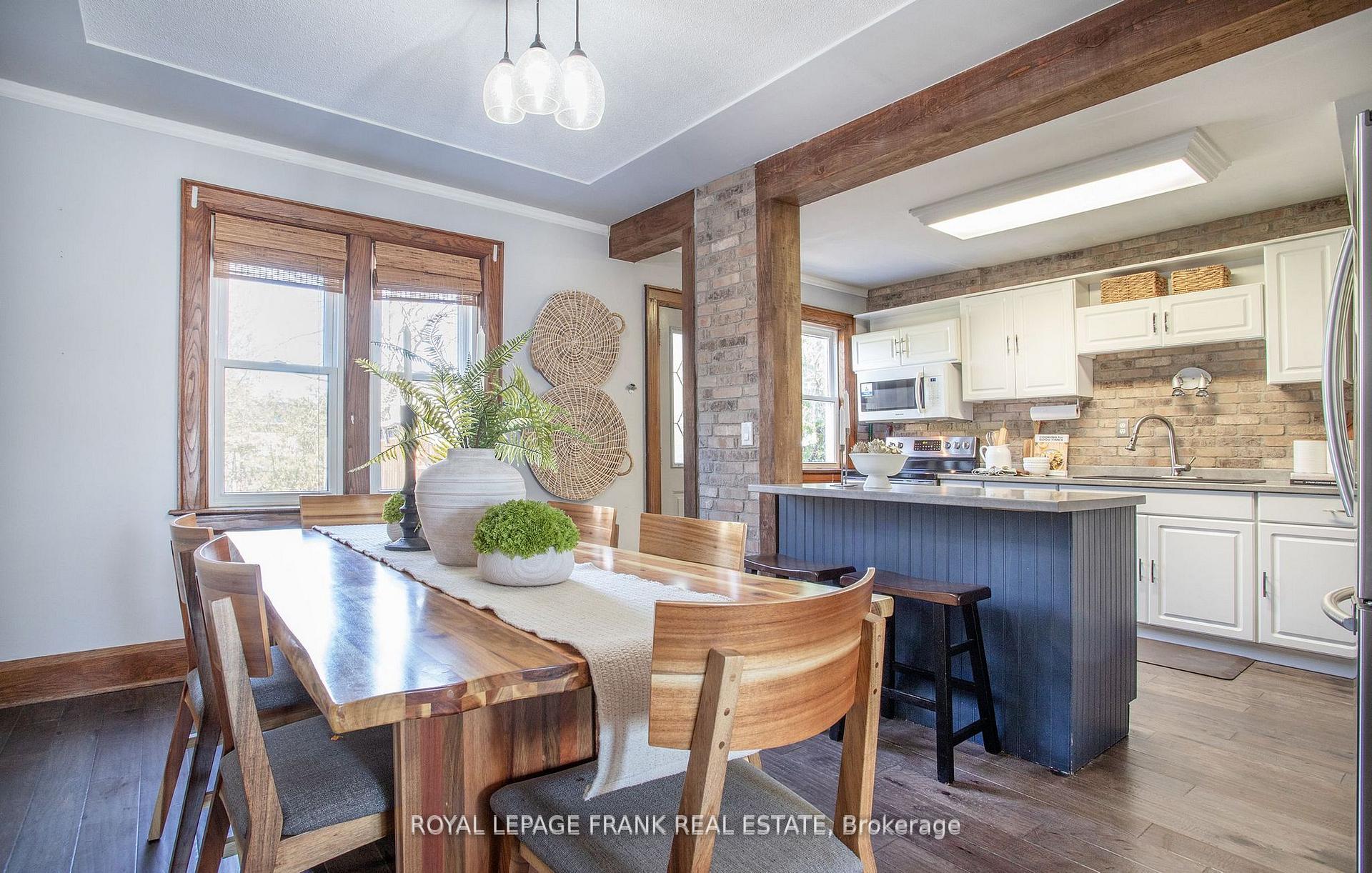 Photo 9 of 104 McLaughlin Boulevard, Oshawa, O'Neill — HOMEH
