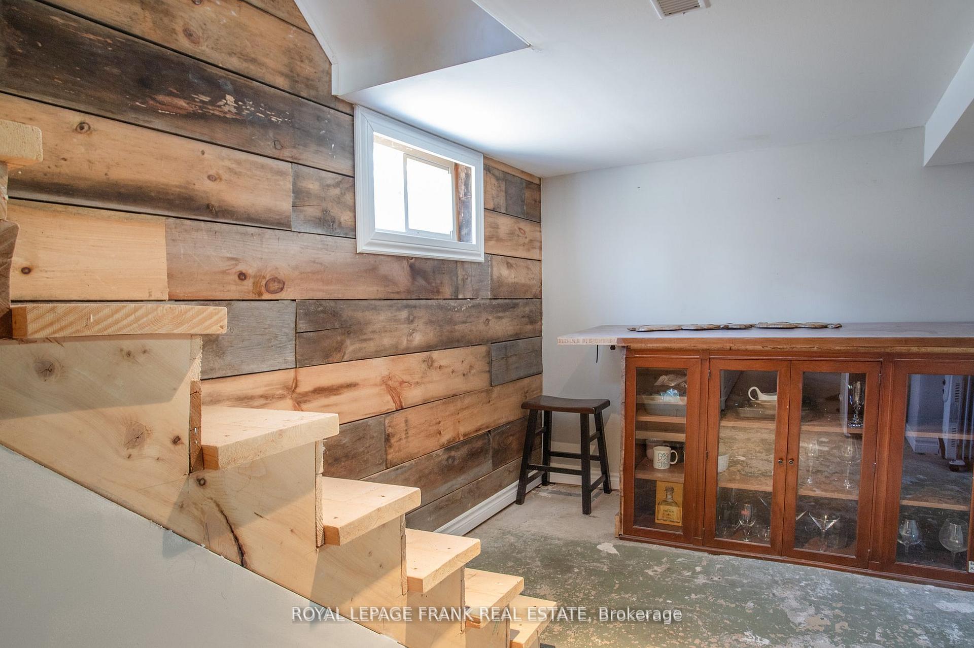 Photo 24 of 104 McLaughlin Boulevard, Oshawa, O'Neill — HOMEH