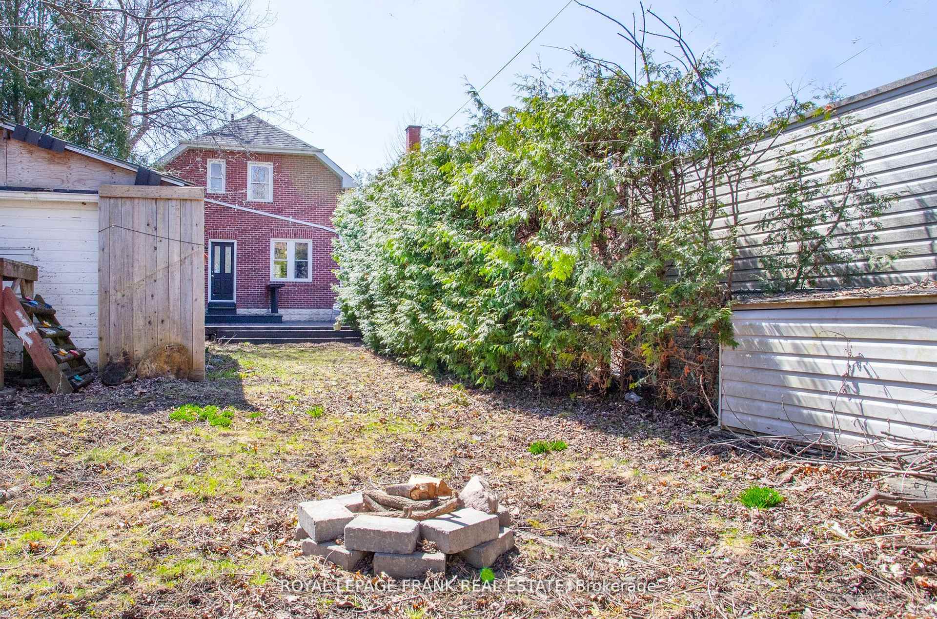 Photo 35 of 104 McLaughlin Boulevard, Oshawa, O'Neill — HOMEH