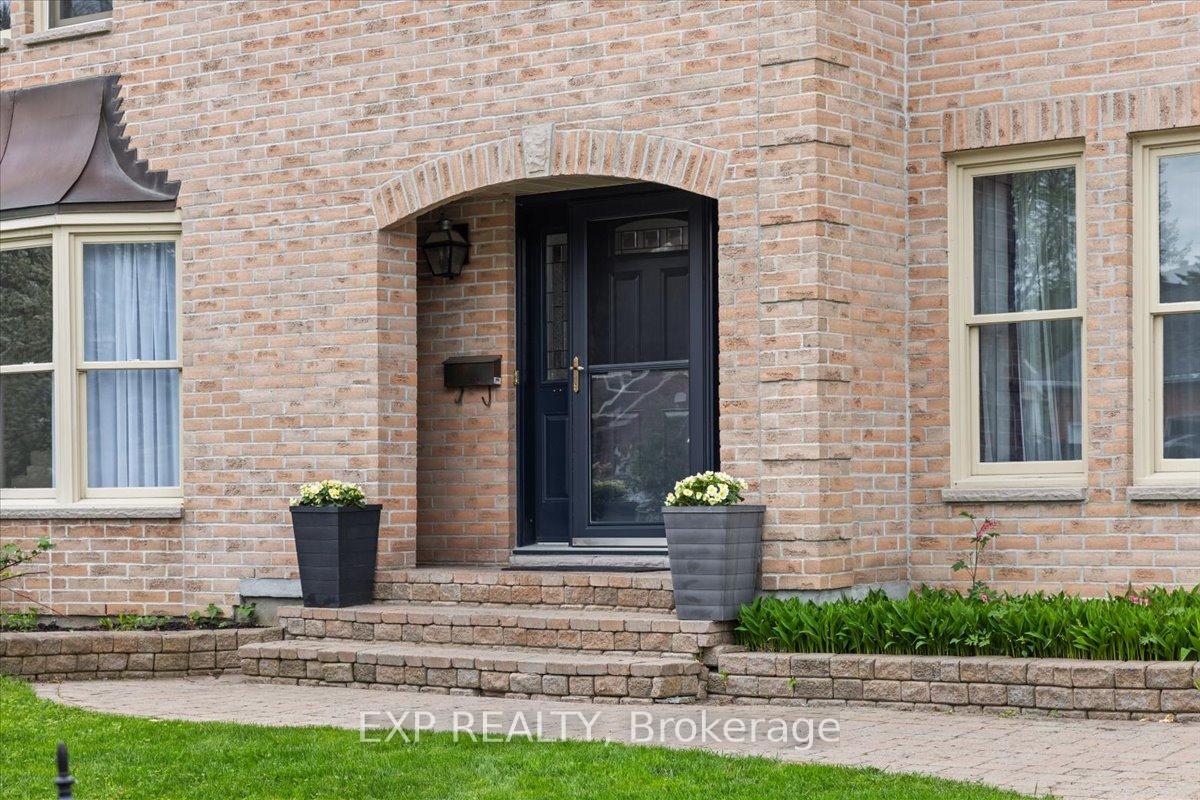 Photo 2 of 135 Lanigan Crescent, Ottawa, Stittsville (Central) — HOMEH