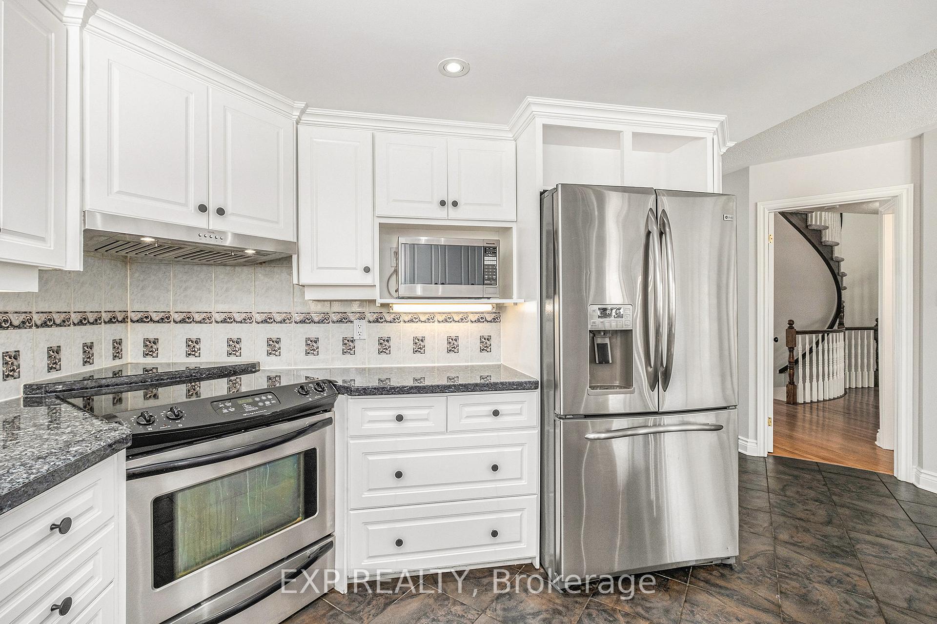 Photo 11 of 135 Lanigan Crescent, Ottawa, Stittsville (Central) — HOMEH