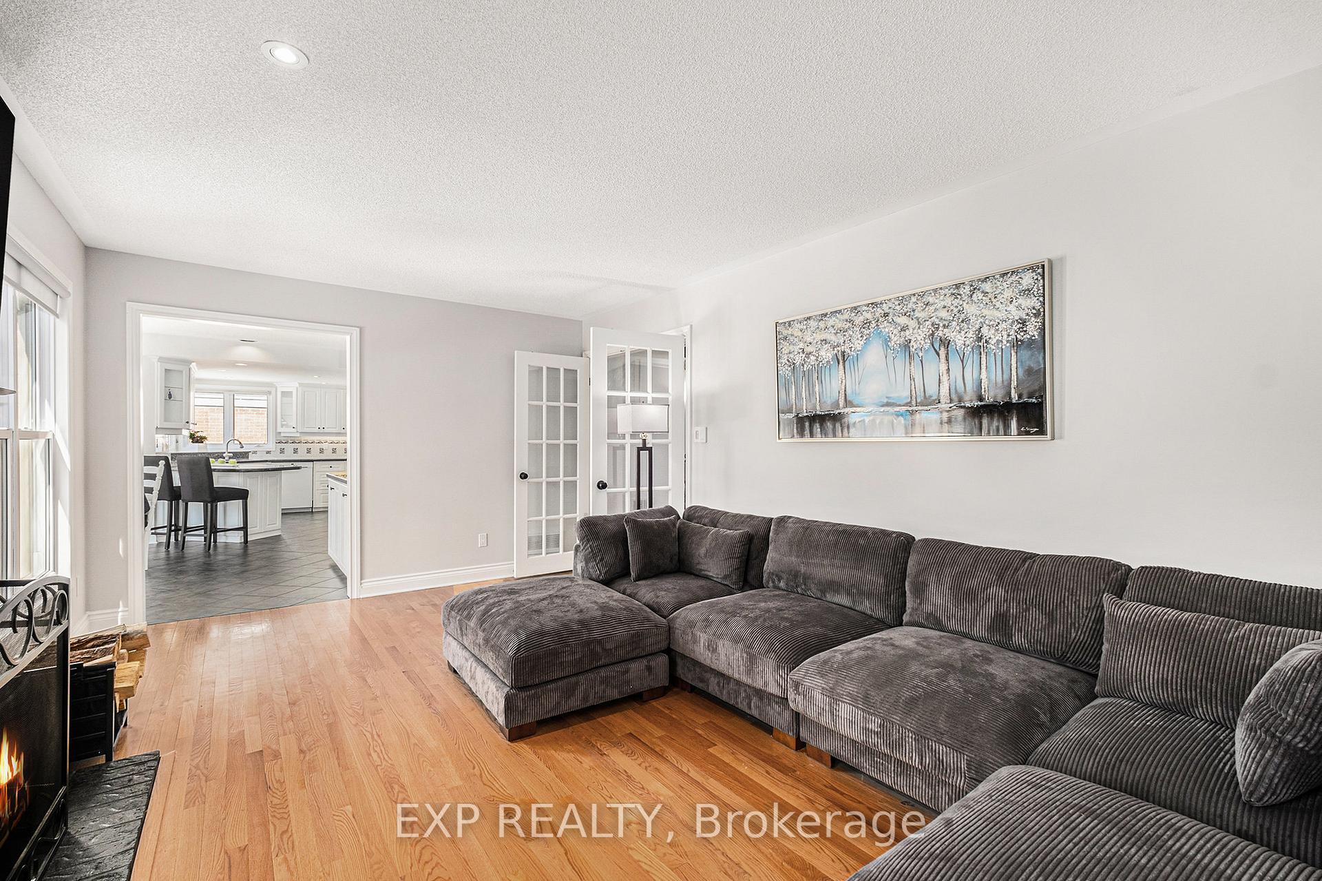 Photo 6 of 135 Lanigan Crescent, Ottawa, Stittsville (Central) — HOMEH