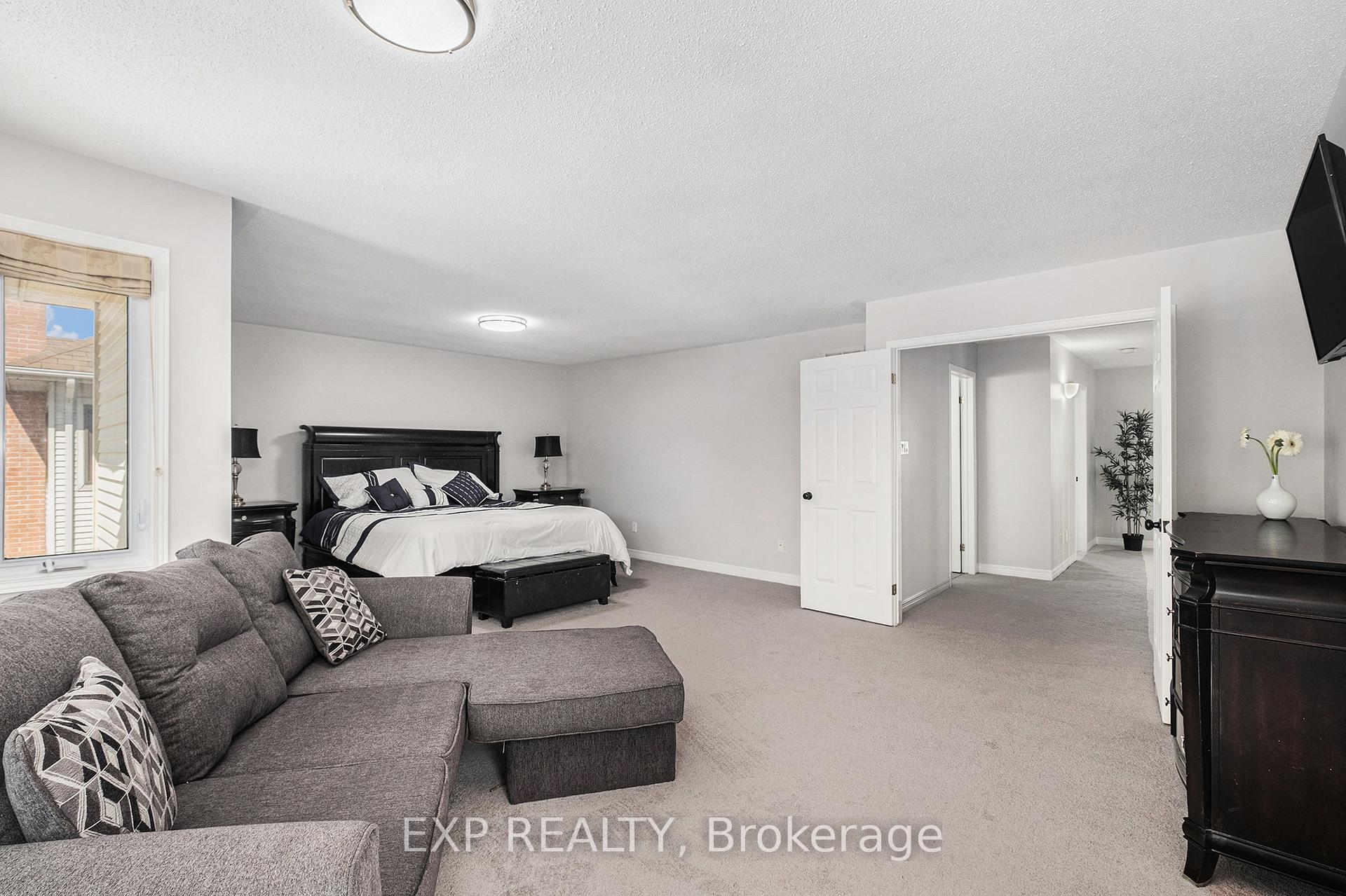 Photo 34 of 135 Lanigan Crescent, Ottawa, Stittsville (Central) — HOMEH