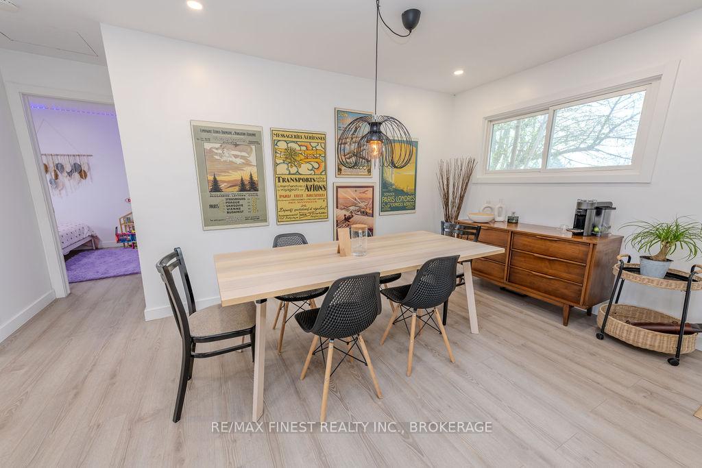 Photo 5 of 1729 Marian Crescent, Kingston, City North of 401 — HOMEH