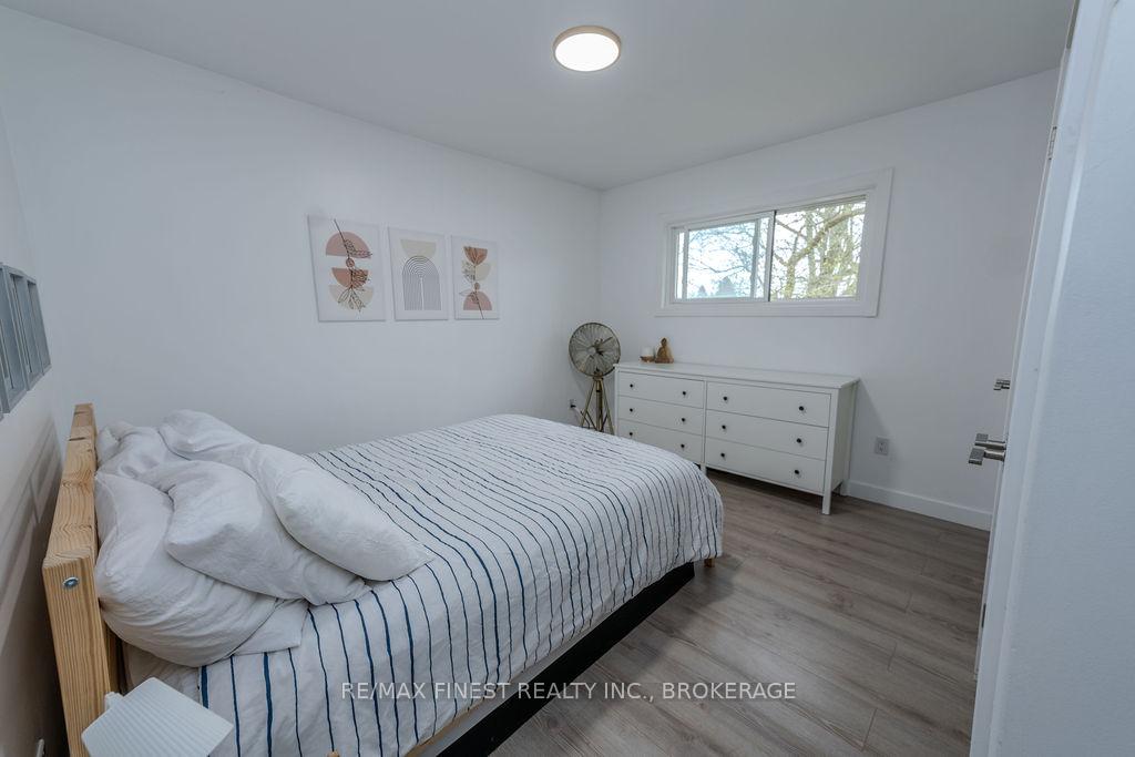 Photo 30 of 1729 Marian Crescent, Kingston, City North of 401 — HOMEH