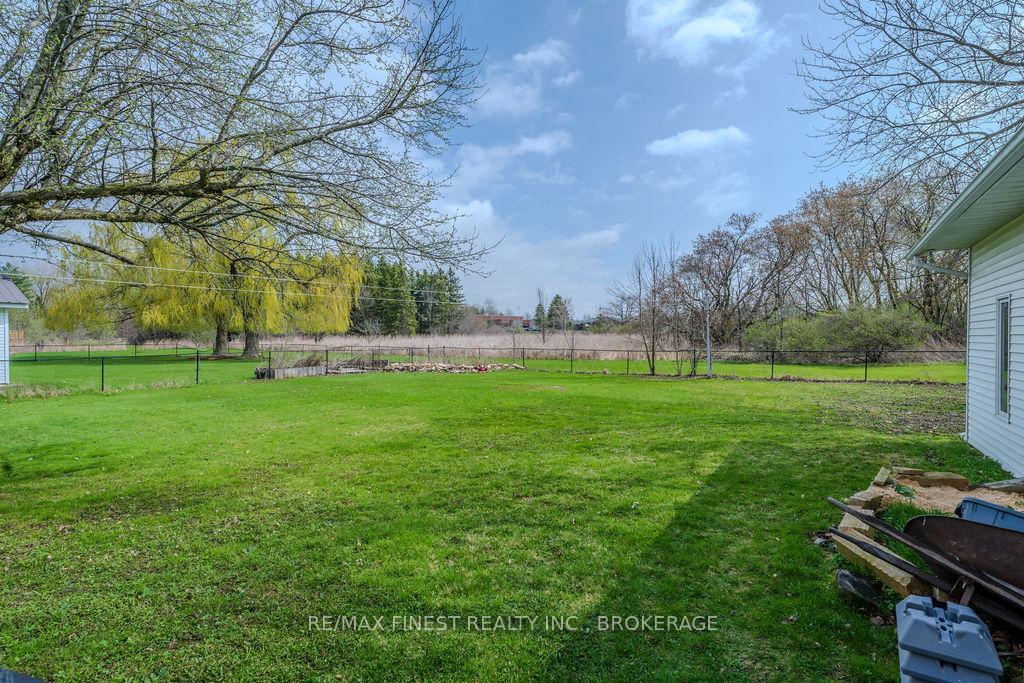 Photo 41 of 1729 Marian Crescent, Kingston, City North of 401 — HOMEH
