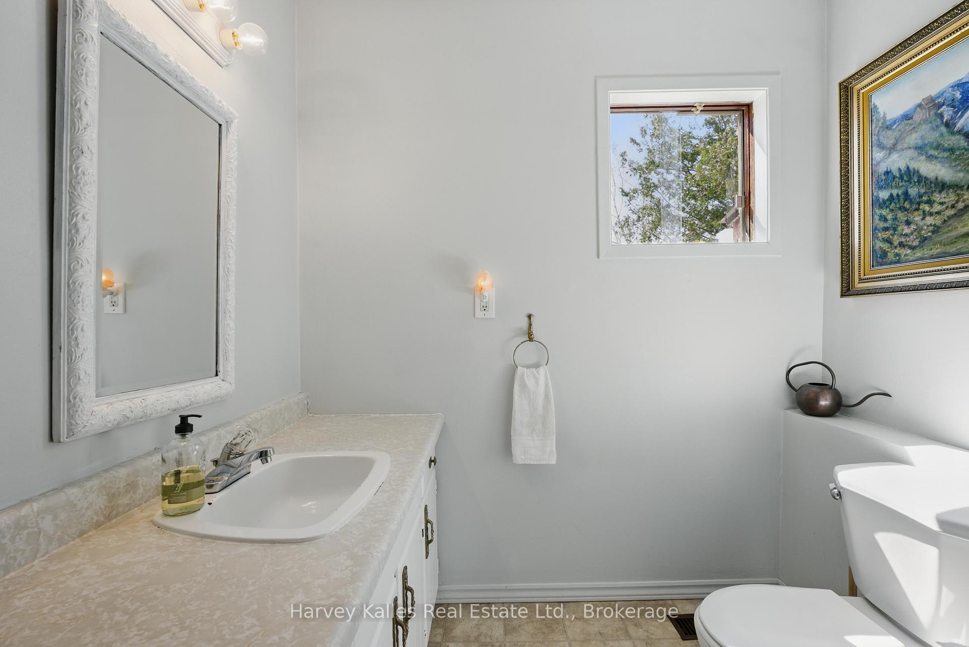 Photo 12 of 170 Nelson Street, Gravenhurst, Muskoka (S) — HOMEH