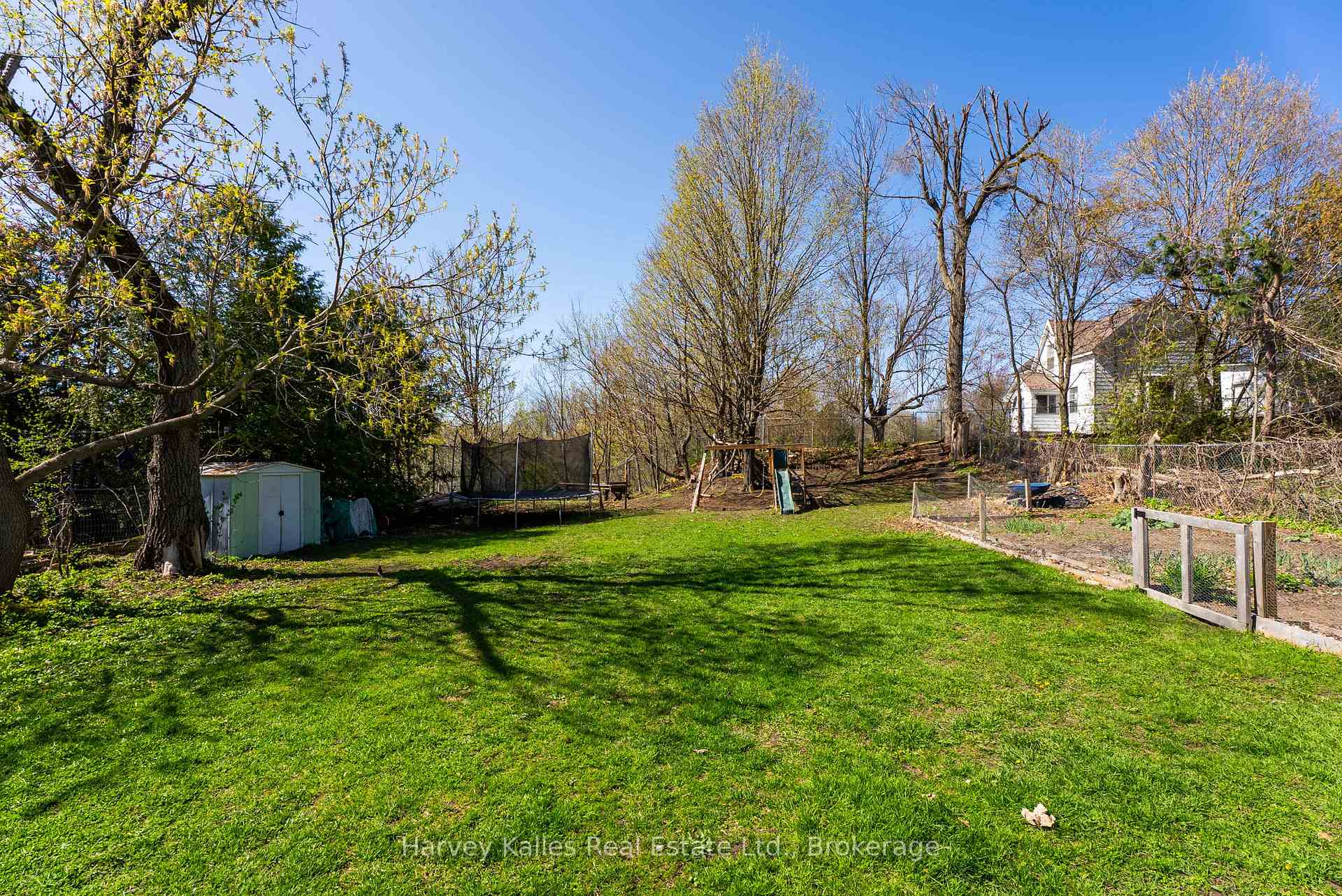 Photo 36 of 170 Nelson Street, Gravenhurst, Muskoka (S) — HOMEH