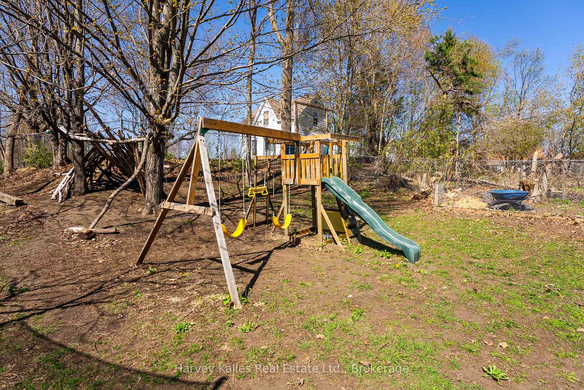 Photo 33 of 170 Nelson Street, Gravenhurst, Muskoka (S) — HOMEH