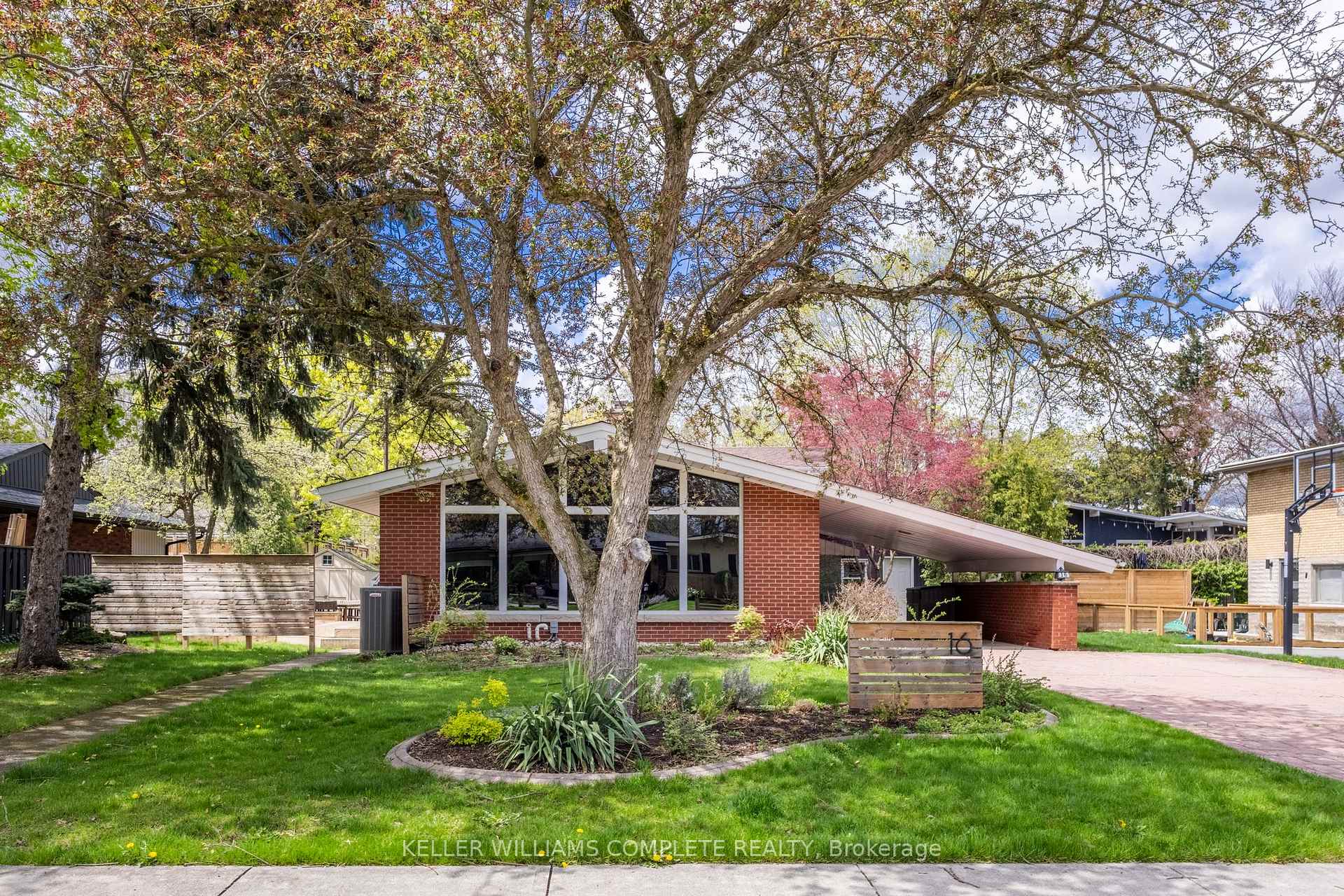 Photo 1 of 16 West 34th Street, Hamilton, Westcliffe — HOMEH