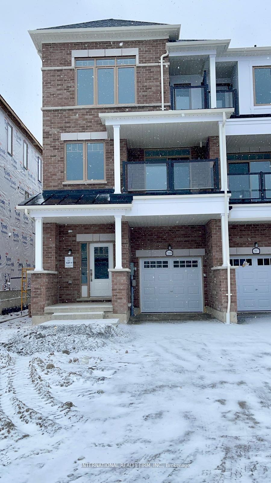 Front of 2019 Cameron Lott Crescent
