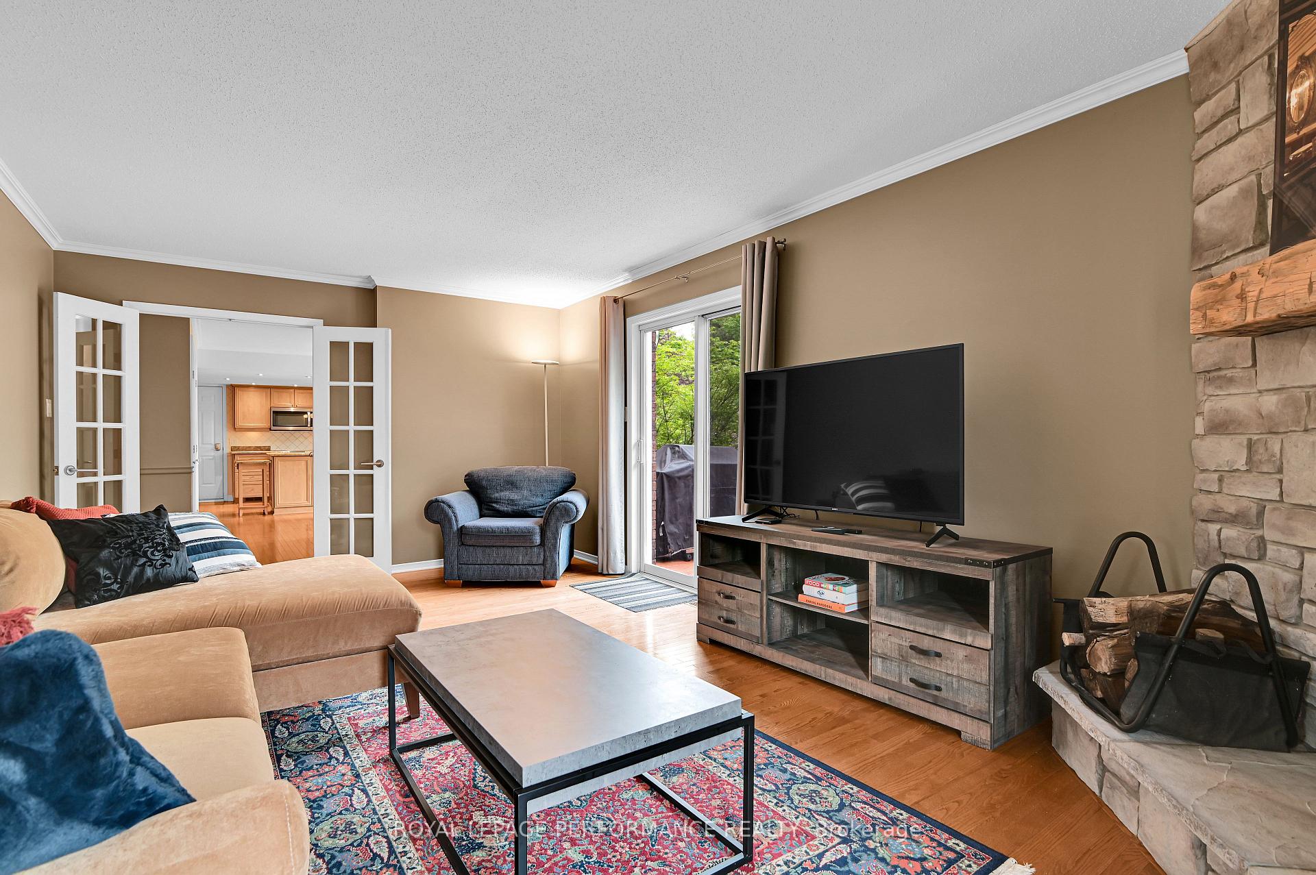 Photo 12 of 7088 Bush Drive, Ottawa, Greely — HOMEH