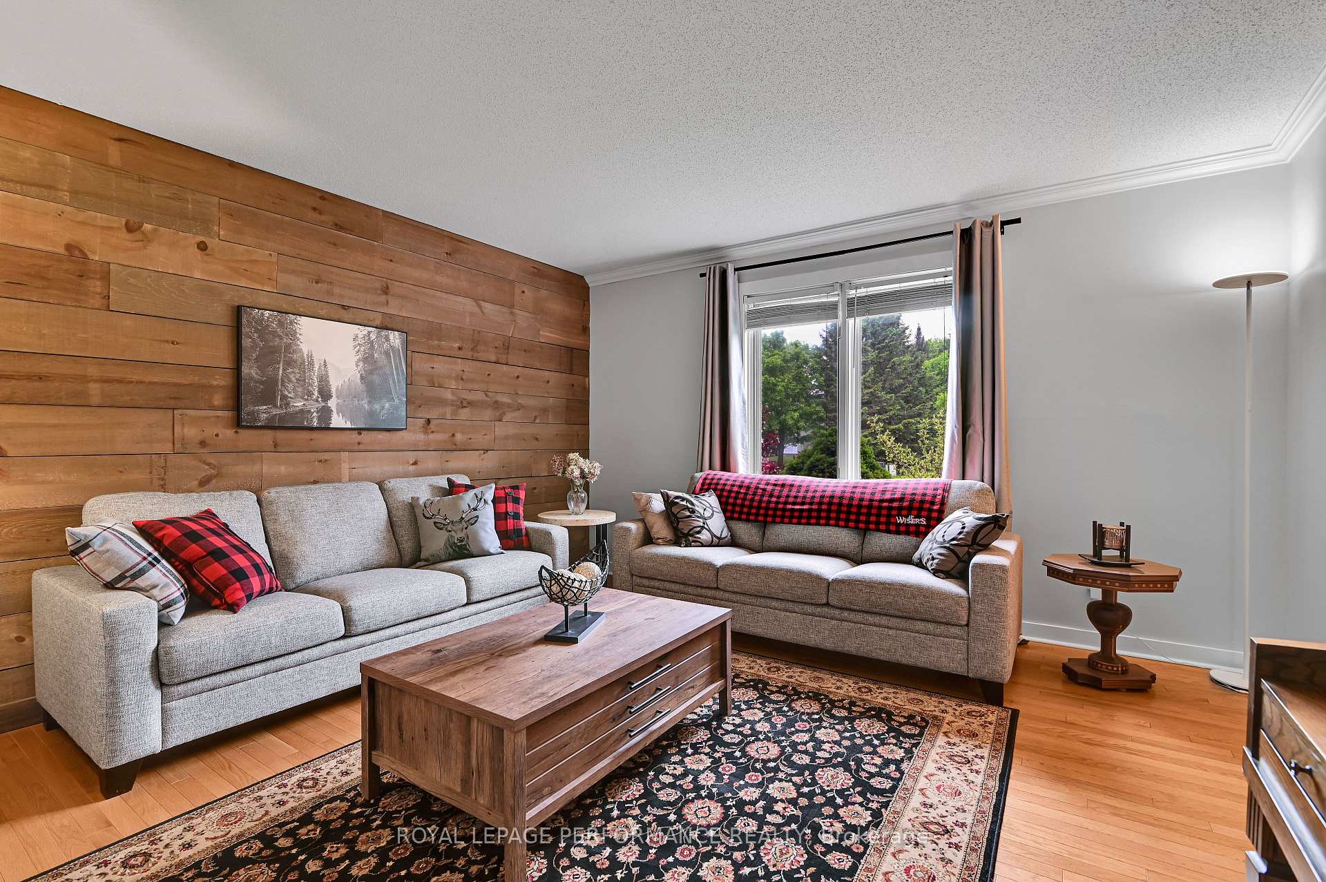 Photo 14 of 7088 Bush Drive, Ottawa, Greely — HOMEH