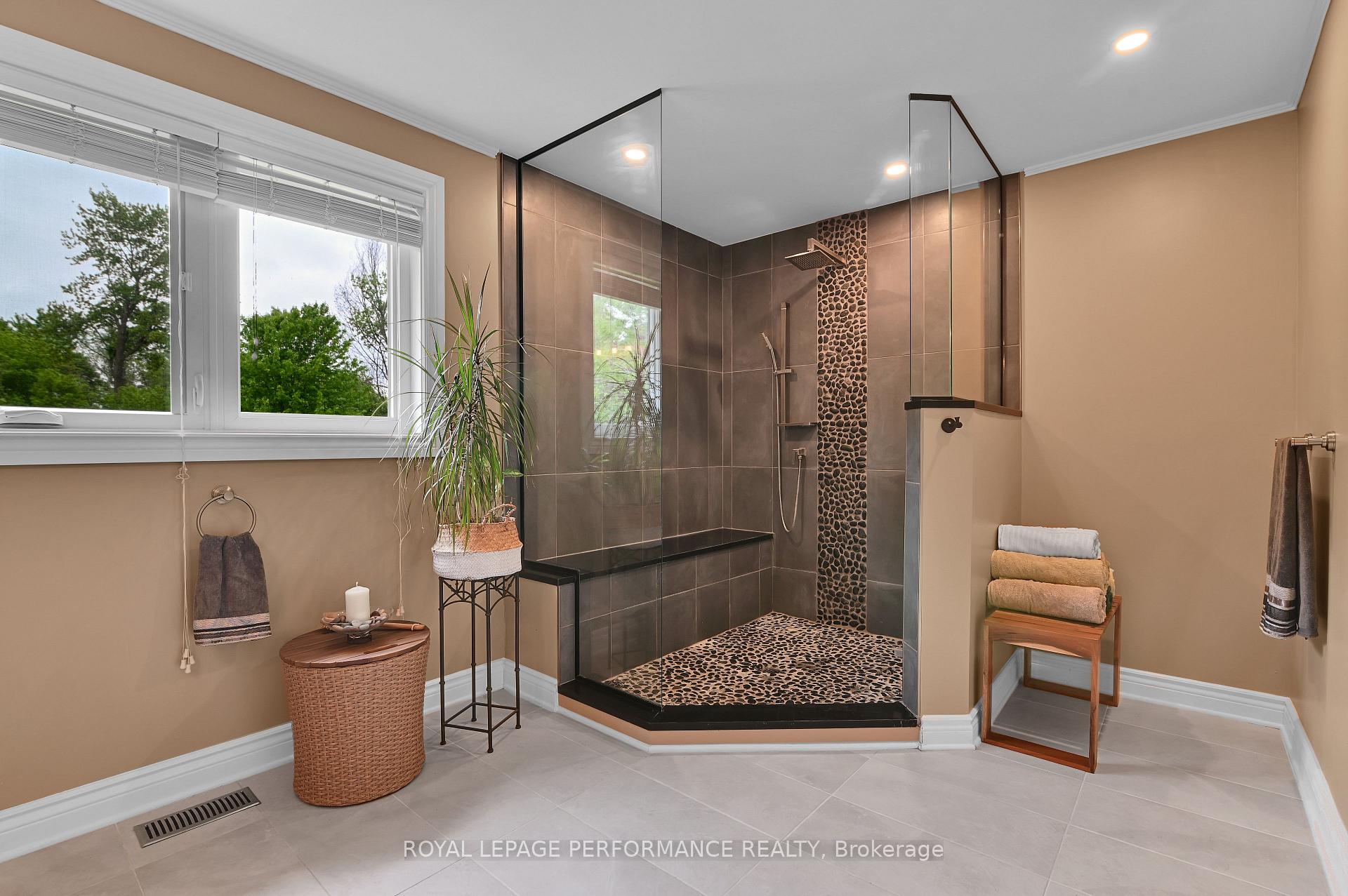 Photo 15 of 7088 Bush Drive, Ottawa, Greely — HOMEH