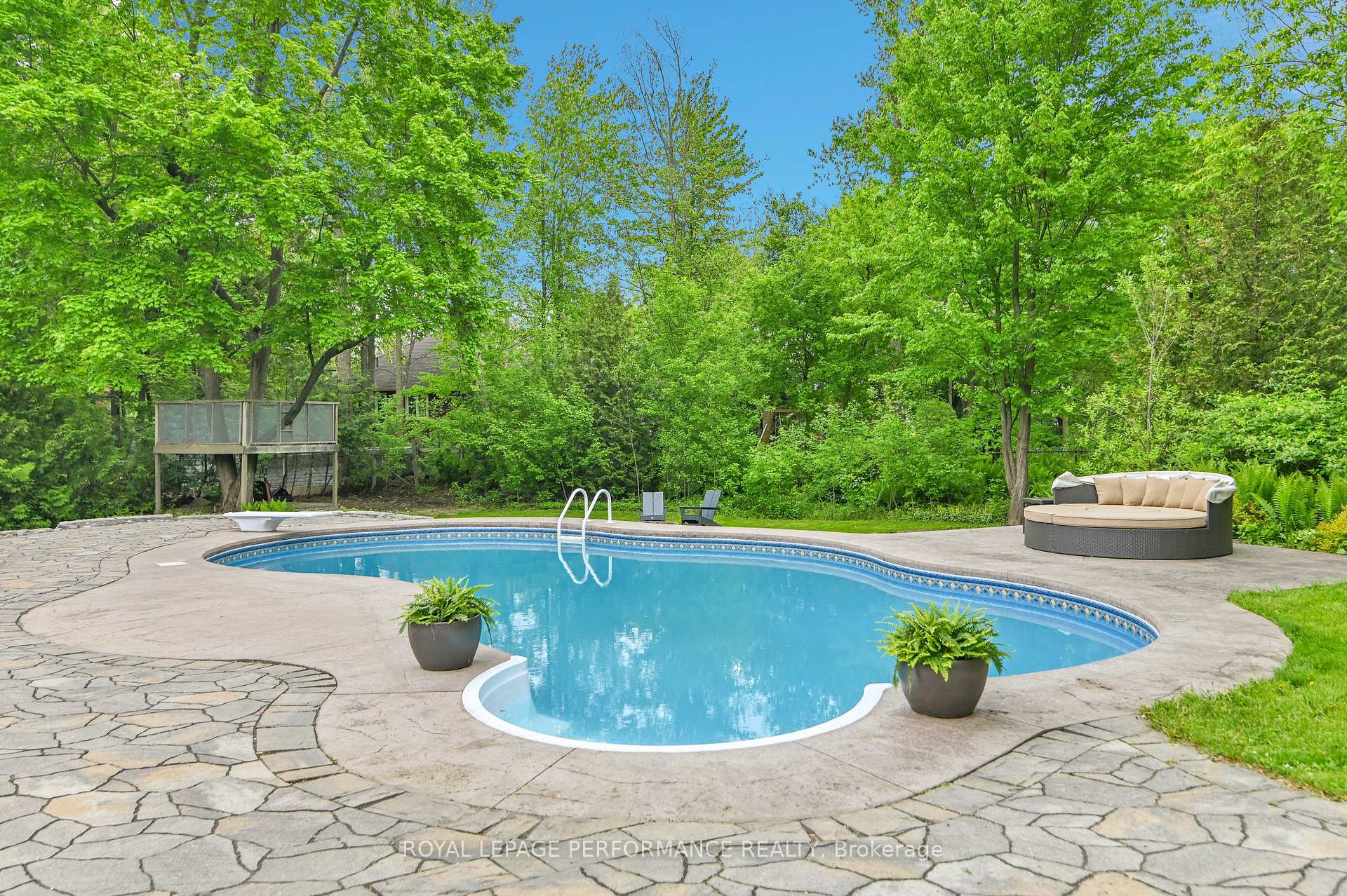 Photo 36 of 7088 Bush Drive, Ottawa, Greely — HOMEH