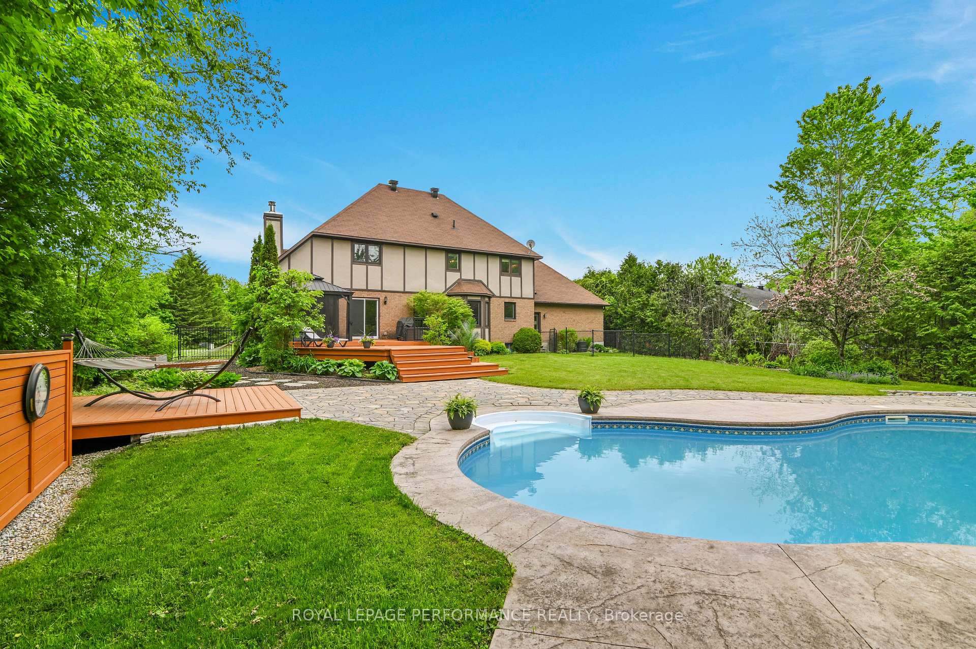 Photo 34 of 7088 Bush Drive, Ottawa, Greely — HOMEH