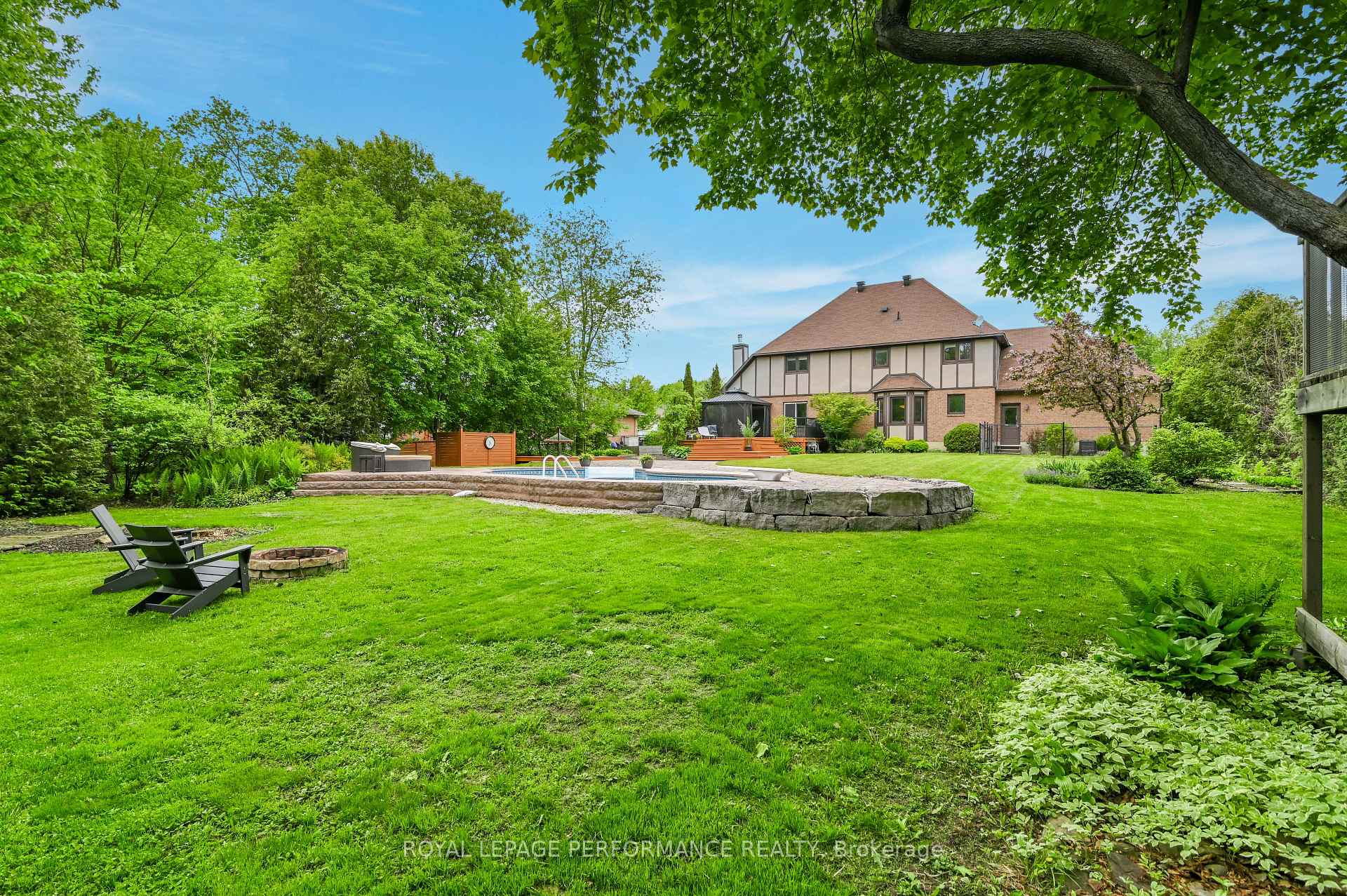 Photo 32 of 7088 Bush Drive, Ottawa, Greely — HOMEH